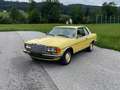 Mercedes-Benz 230 W123 Geel - thumbnail 6