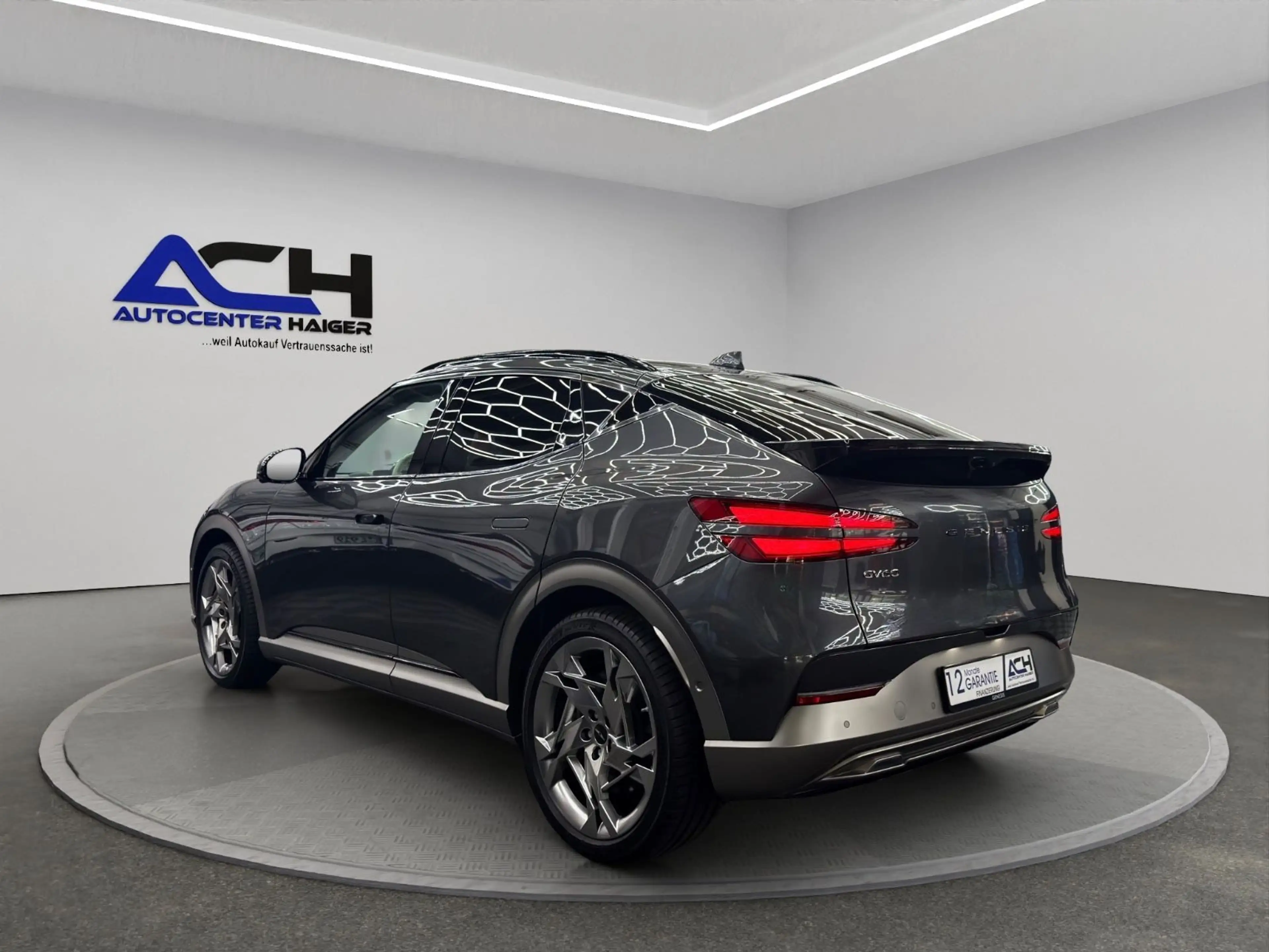Genesis GV60 Sport Plus Elektro 4WD Glasdach — photo 4