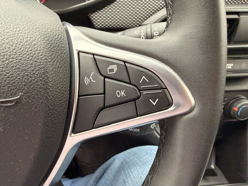 Dacia Sandero Stepway Comfort TCe 90 — photo 7