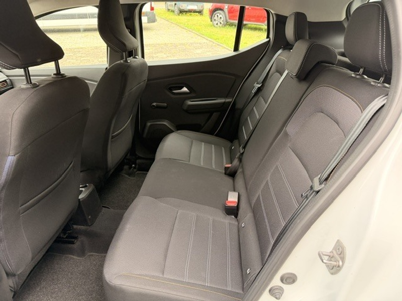 Dacia Sandero Stepway Comfort TCe 90 — photo 4