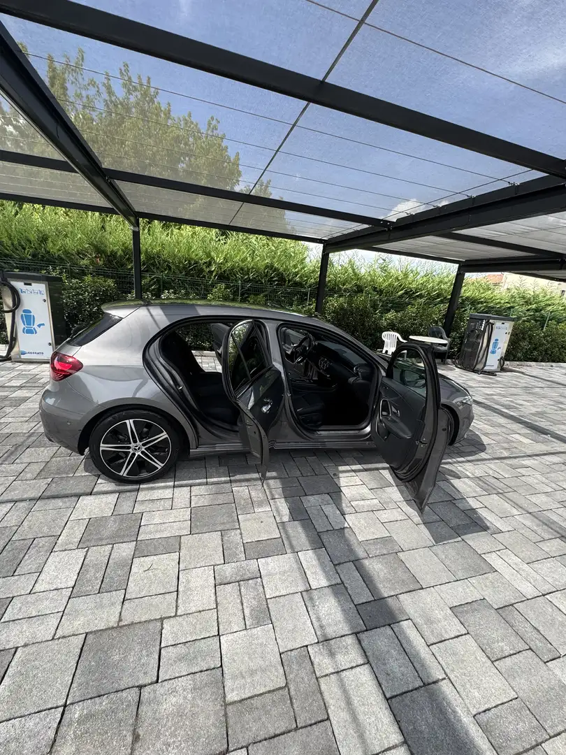 Mercedes-Benz 180 - 2