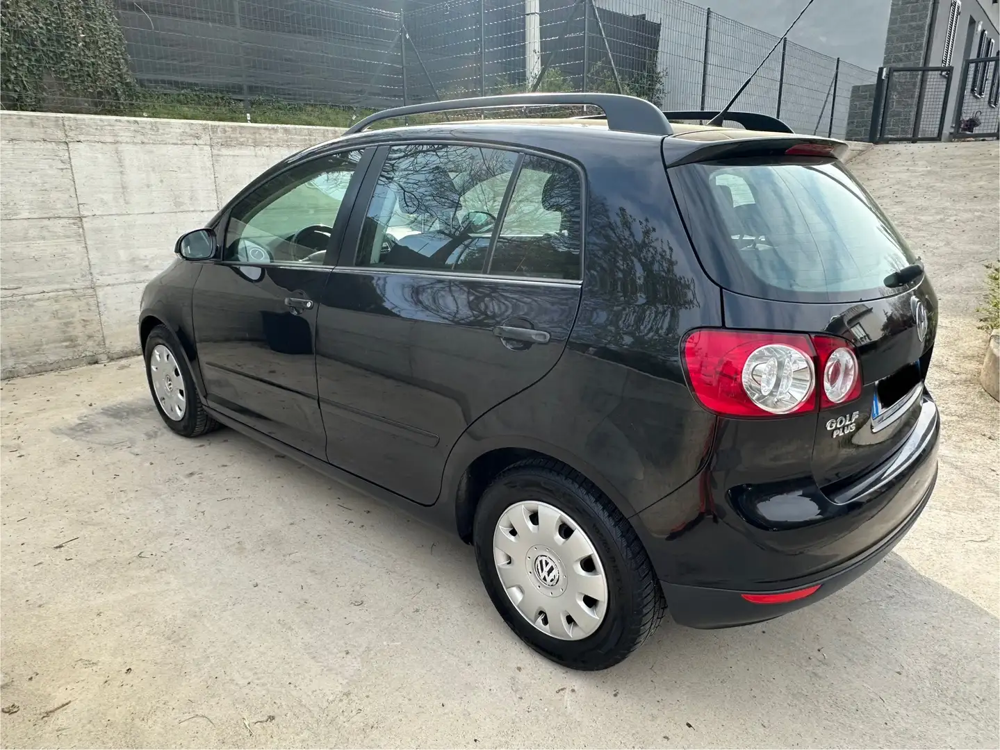 Volkswagen Golf Plus 1.9 tdi Comfortline - 2