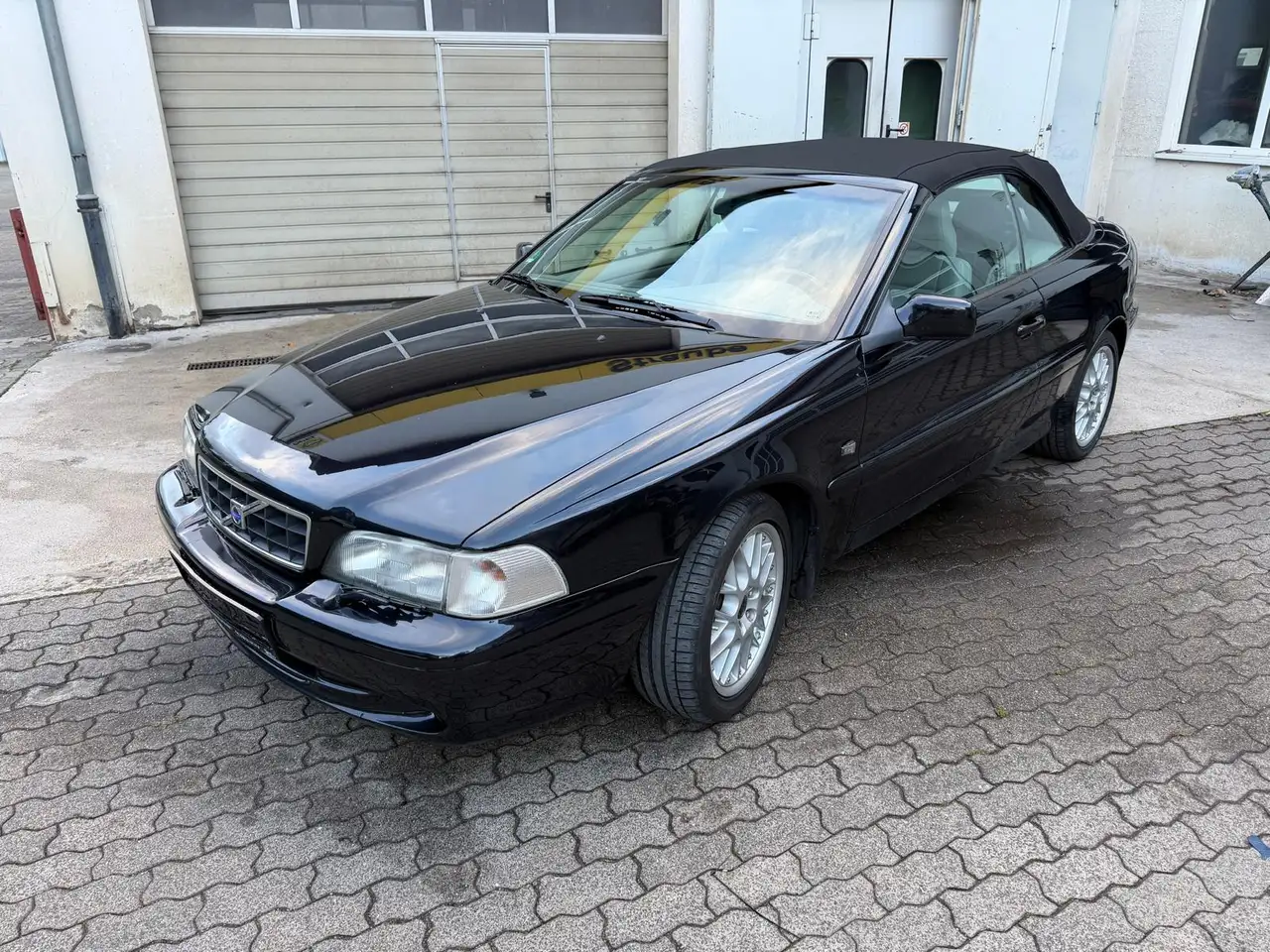 Volvo C70 2.0T Premium Hardtop, foto 1