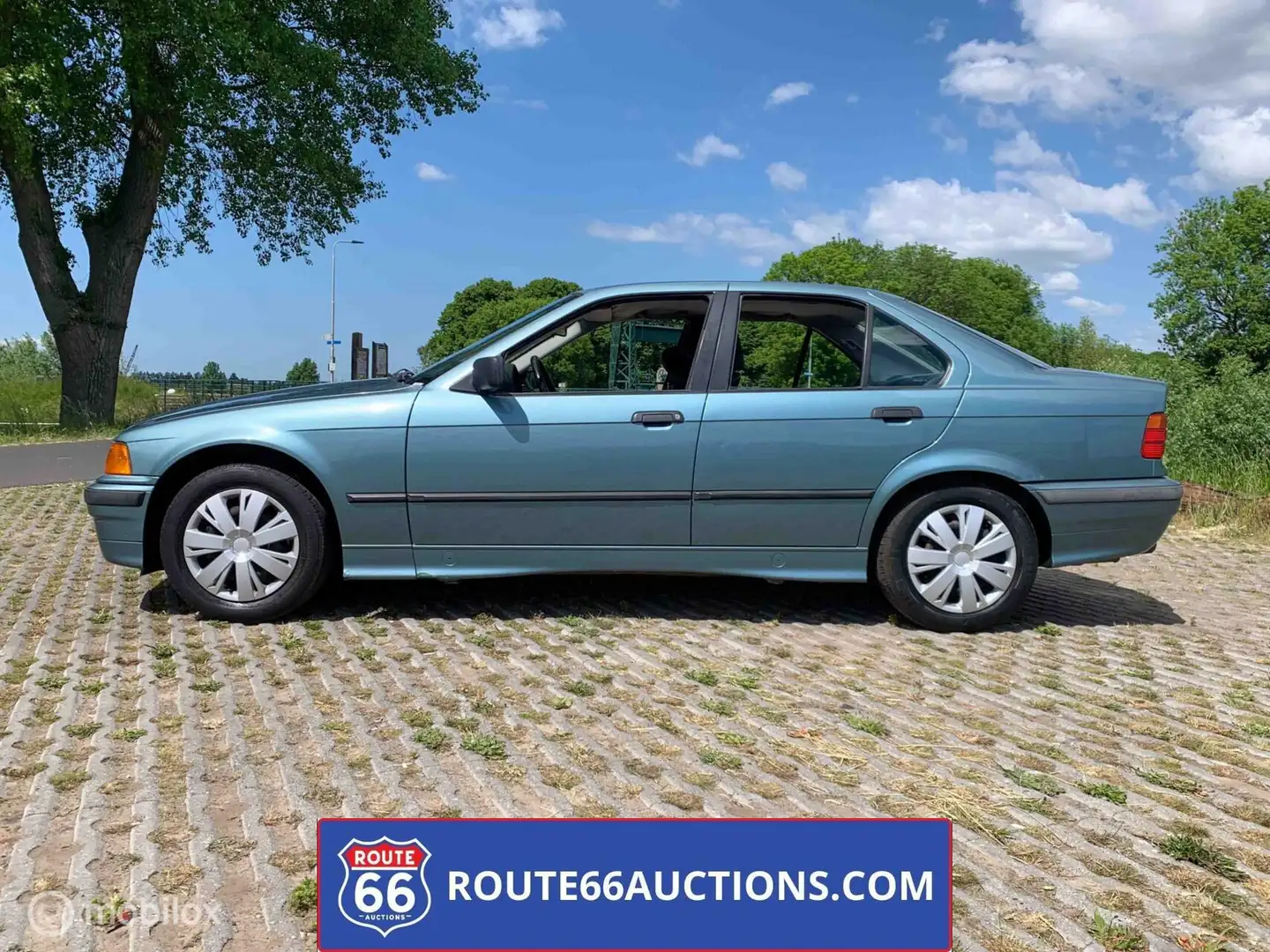 BMW 316 316i Sedan 1994 | Route 66 Auctions Zelená - 2