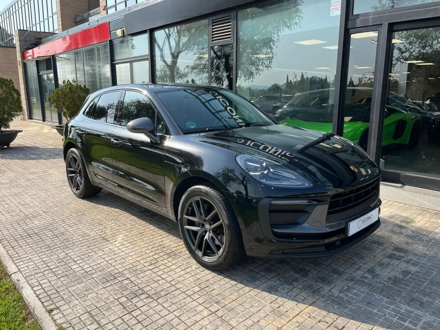 Porsche Macan T Aut. Negro - 2