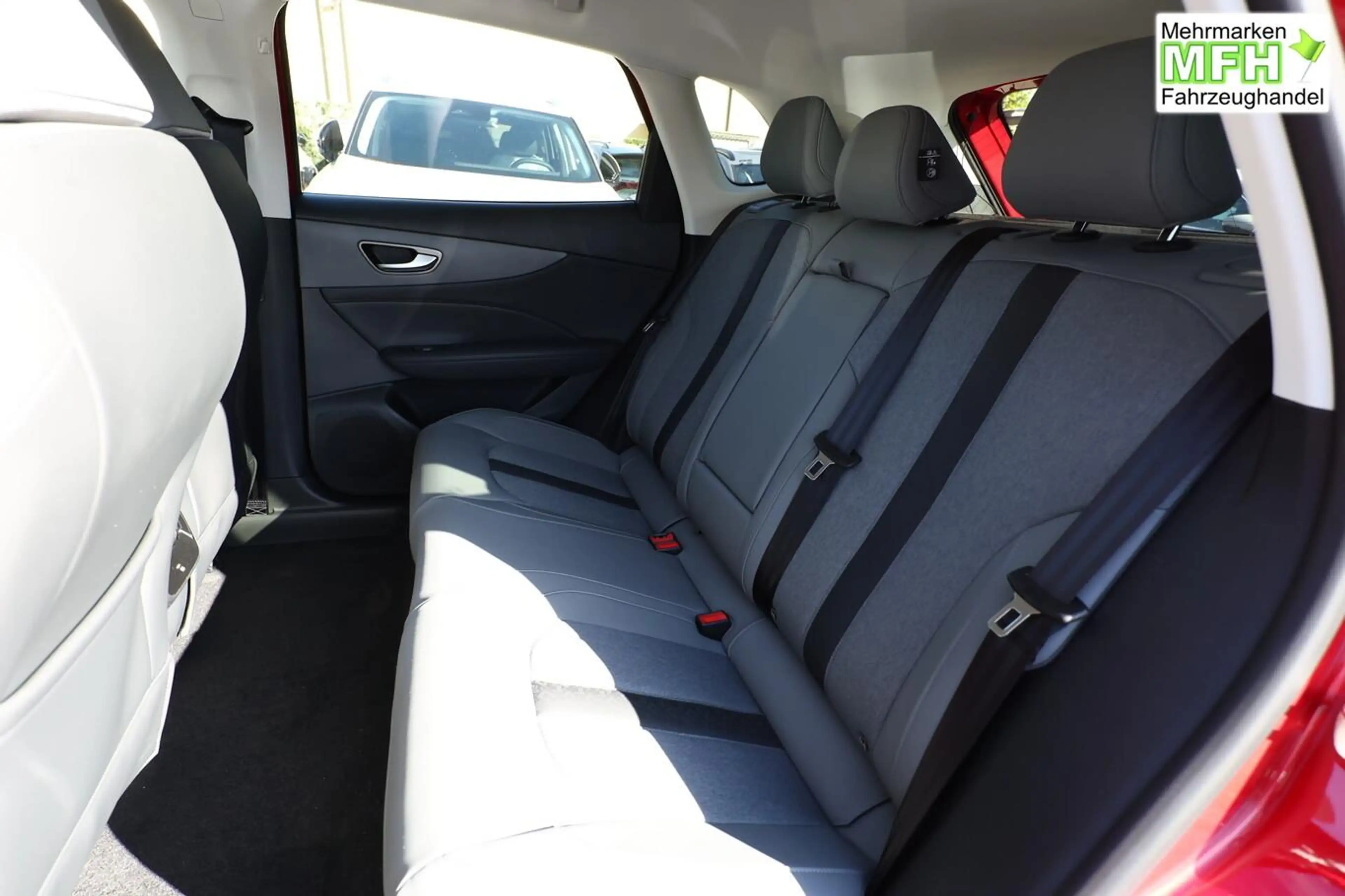 MG MGS5 EV S5 Luxury 64kWh ACC SHZ 360Kam Nav eHK TotW 18Z... — photo 9