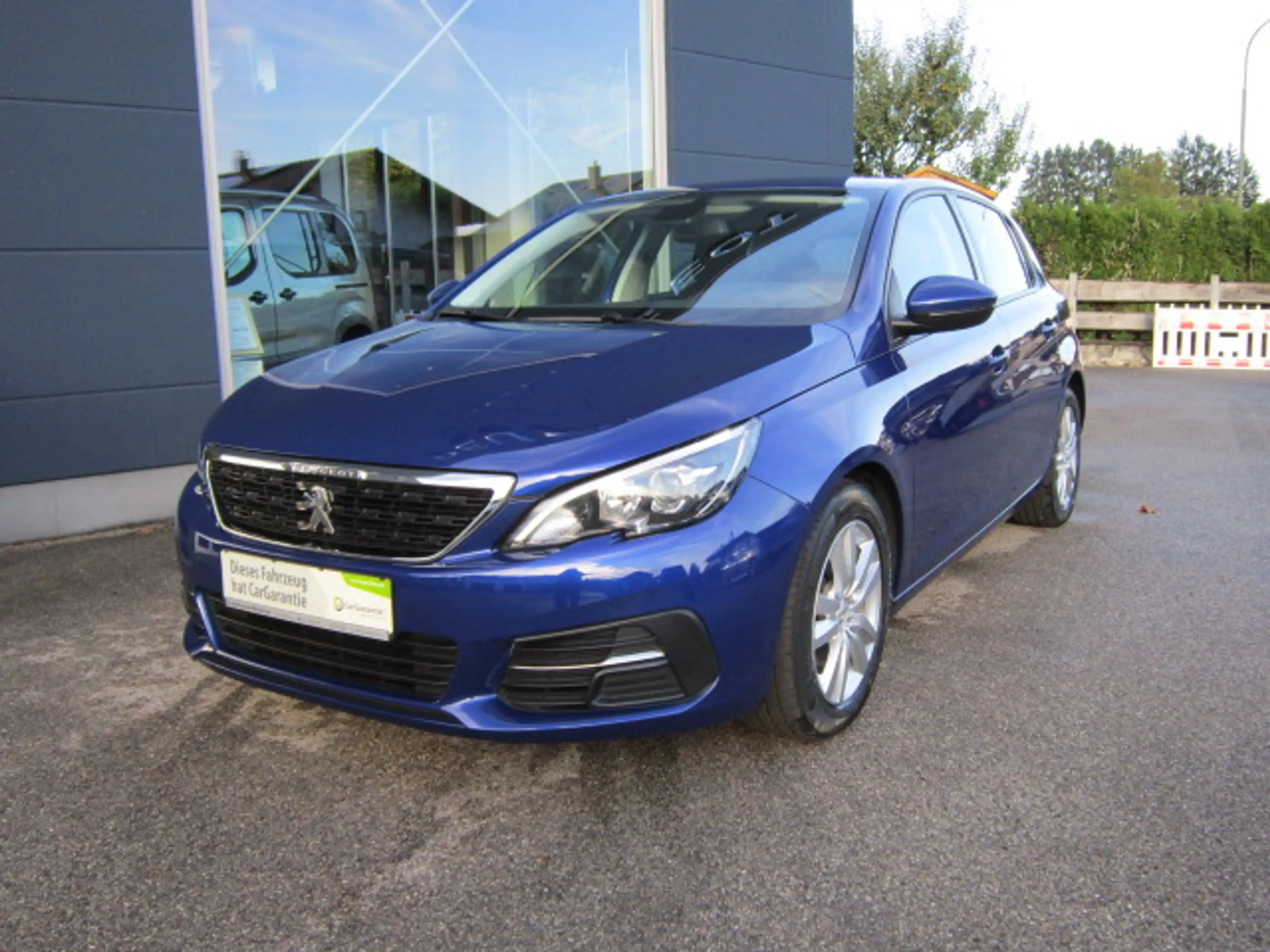 Peugeot 308 Active PureTech 130 GPF Stop&Start — photo 3