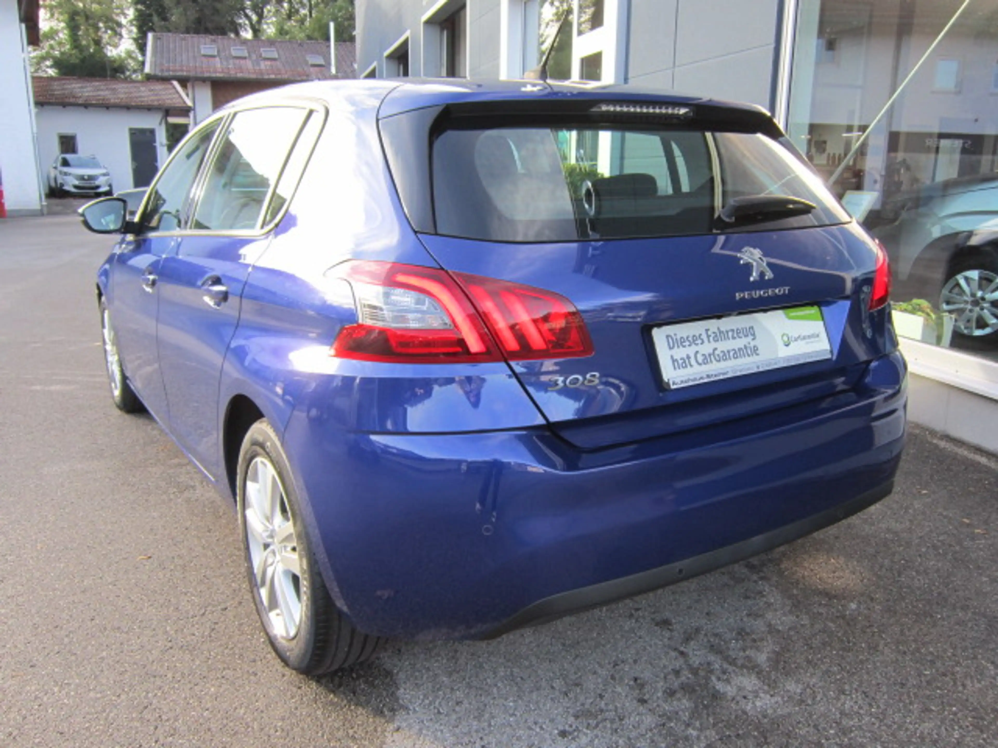 Peugeot 308 Active PureTech 130 GPF Stop&Start — photo 6