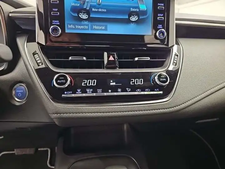Toyota Auris 2022, foto 29