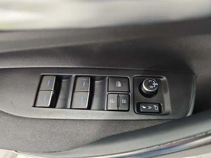 Toyota Auris 2022, foto 25