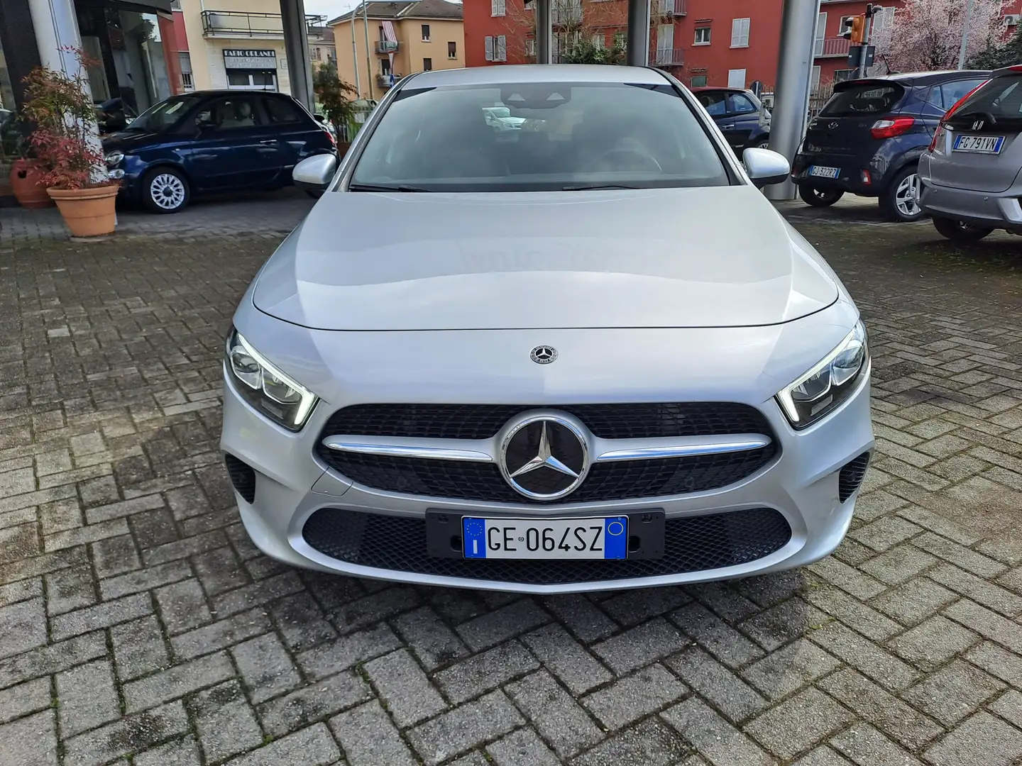 Mercedes-Benz A 180 SPORT PLUS auto Blanco - 1