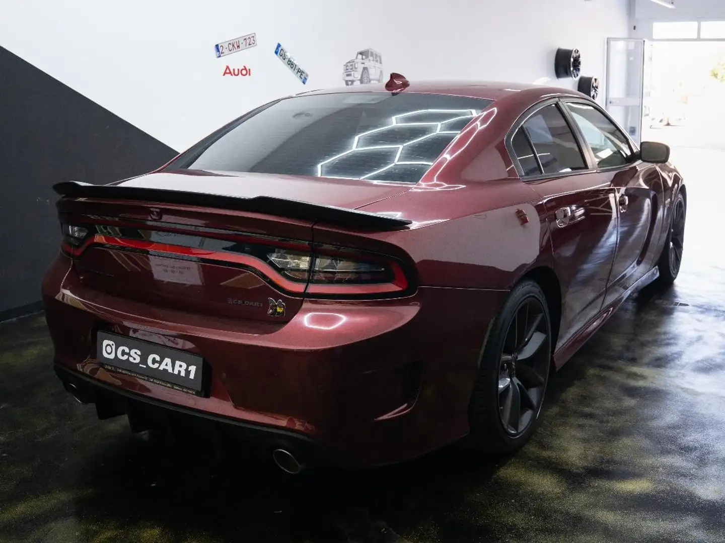 Dodge Charger ScatPack 6.4 Hemi Rojo - 1