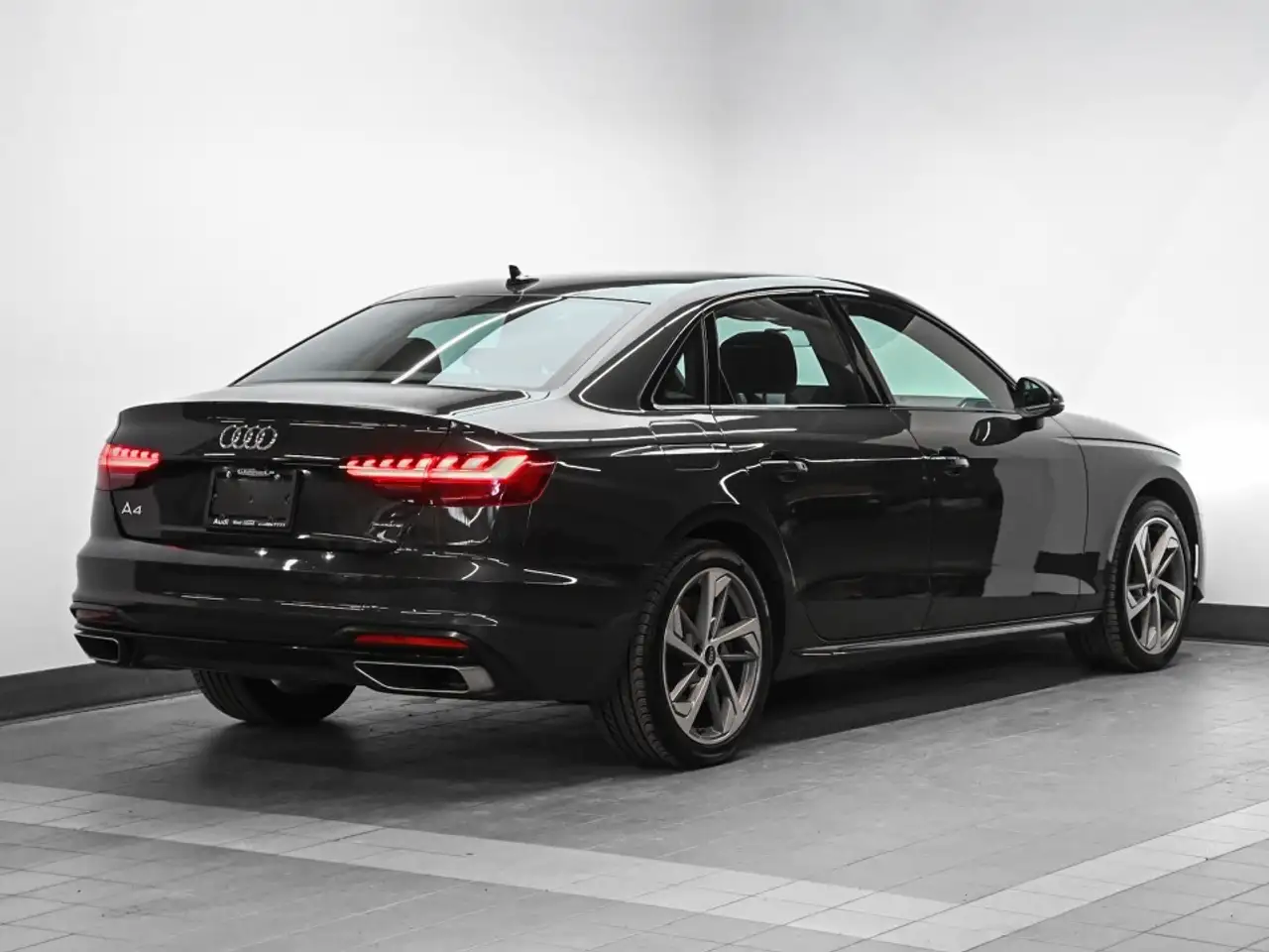 Audi A4 снимка Audi A4