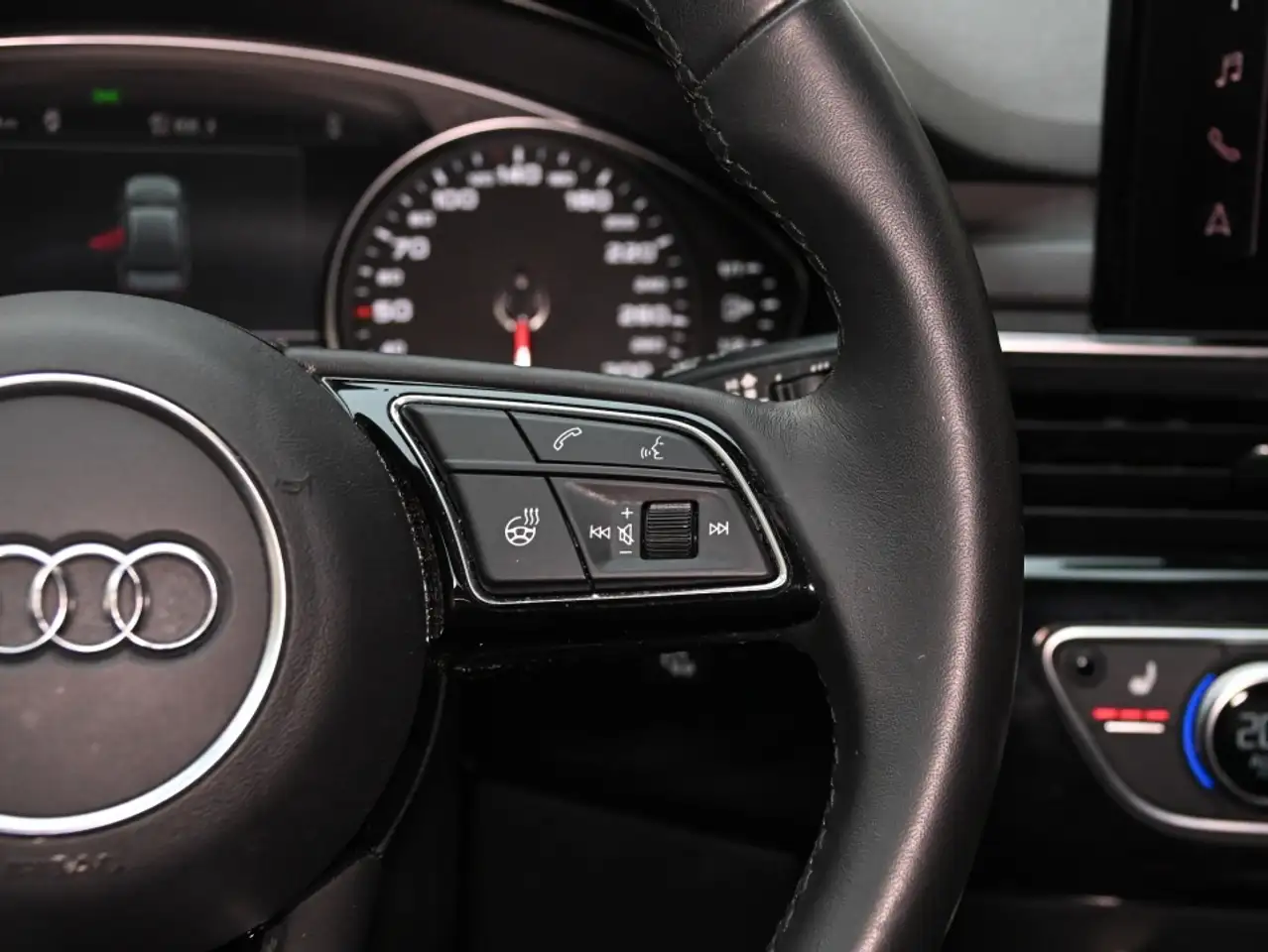 Audi A4 снимка Audi A4