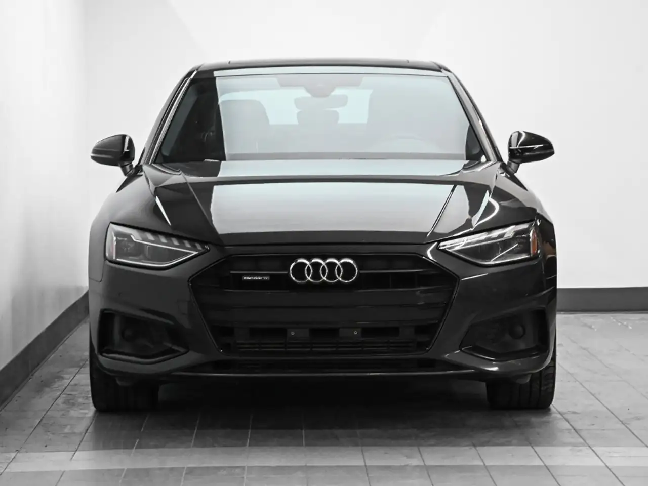 Audi A4 снимка Audi A4