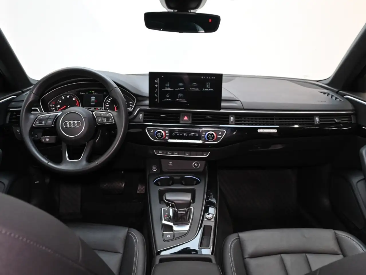 Audi A4 снимка Audi A4
