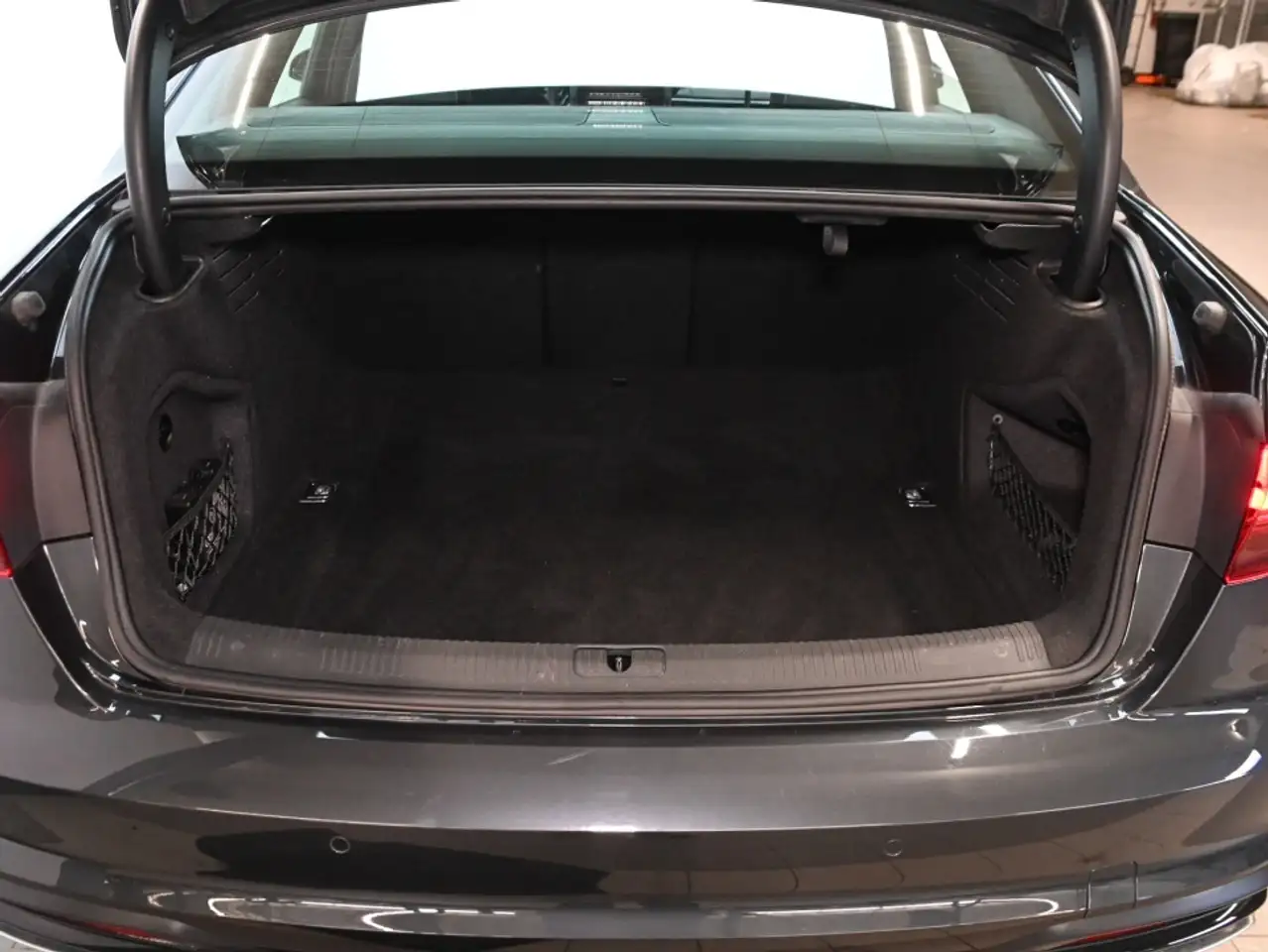 Audi A4 снимка Audi A4