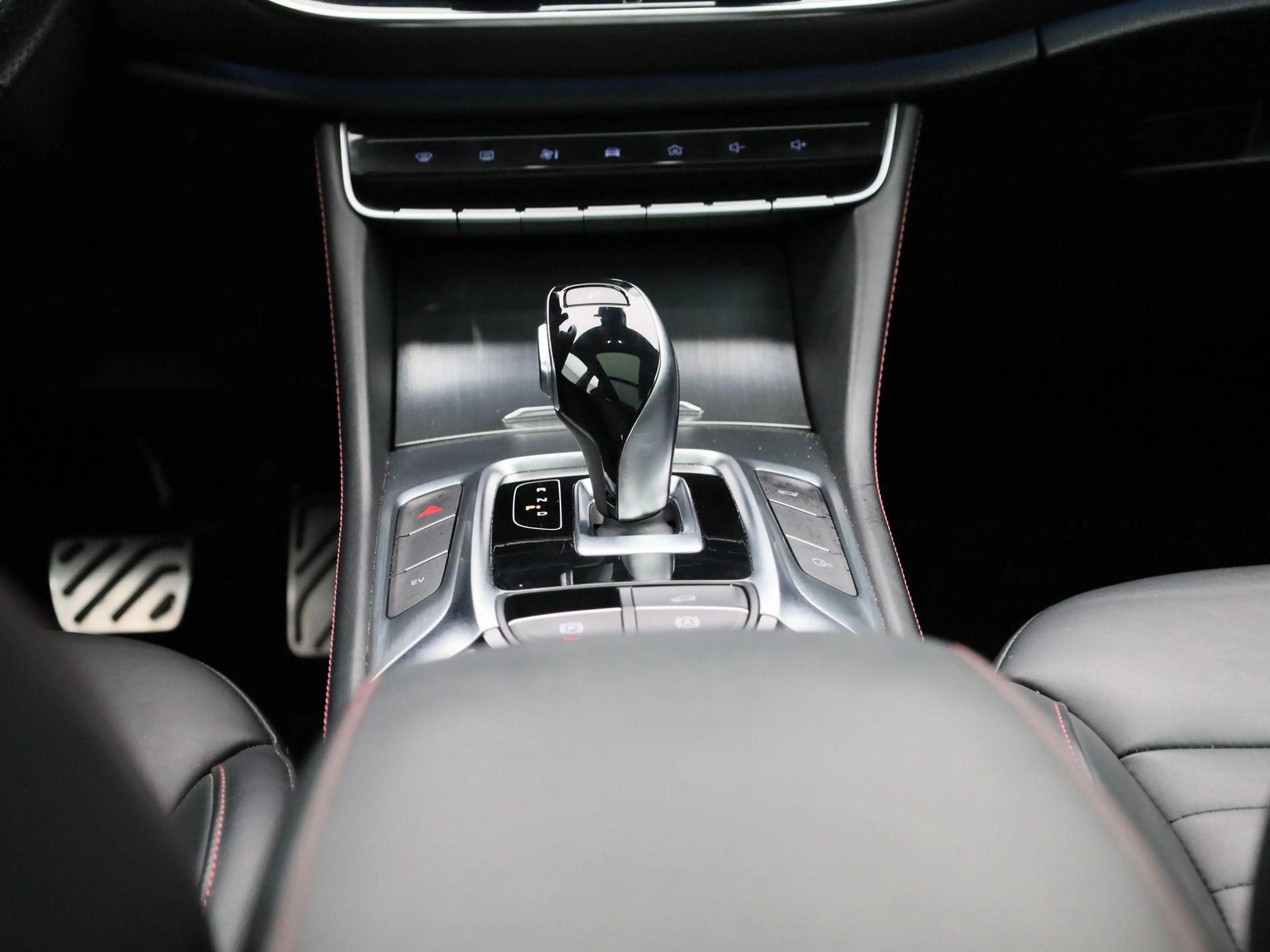 MG EHS 1.5 TGDI Luxury Mg Mg ehs plug-in hybrid — photo 10
