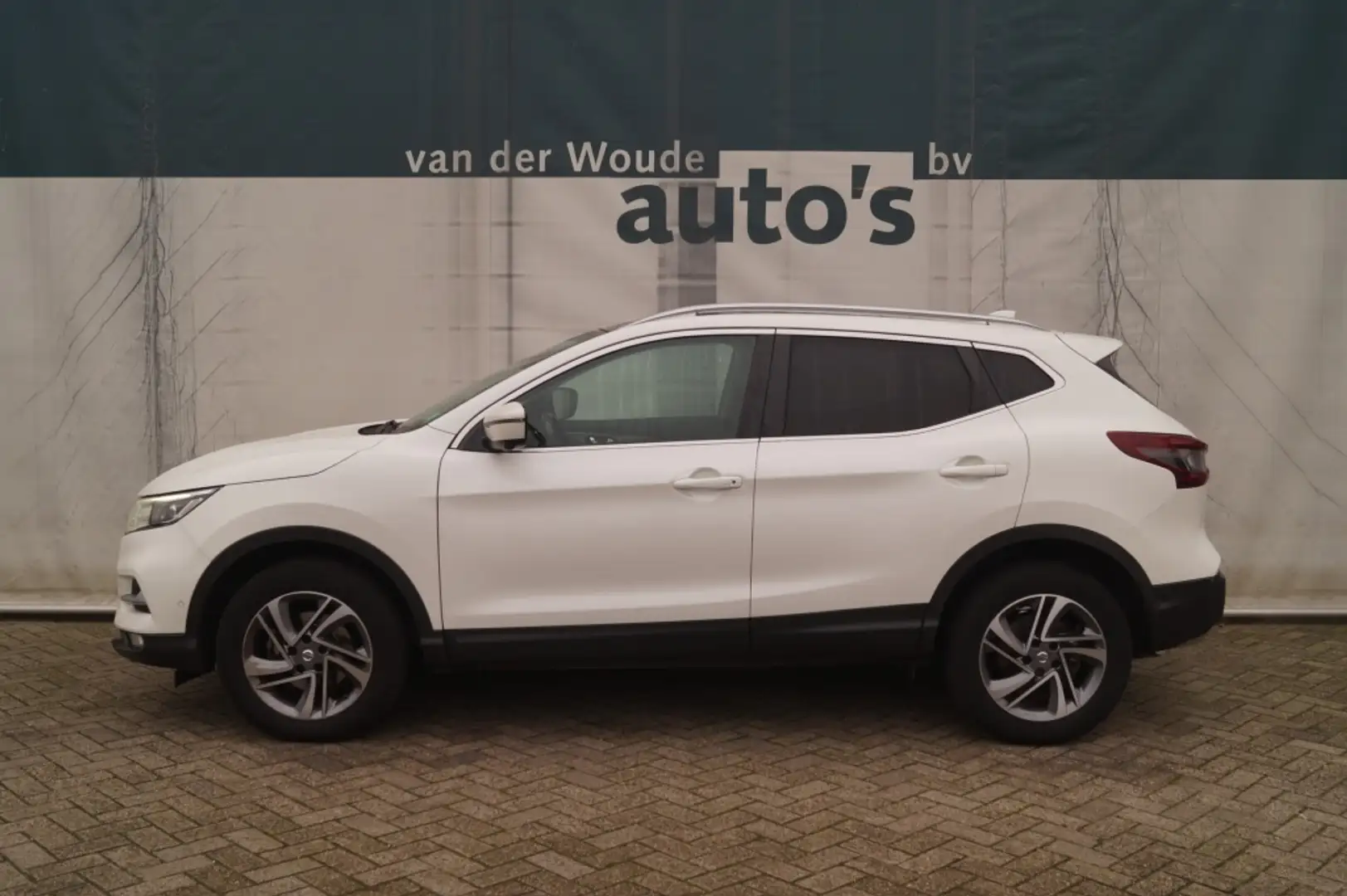 Nissan Qashqai 1.3 DIG-T 140pk Bussines Edition -NAVI-PANO-ECC-TR Blanc - 1