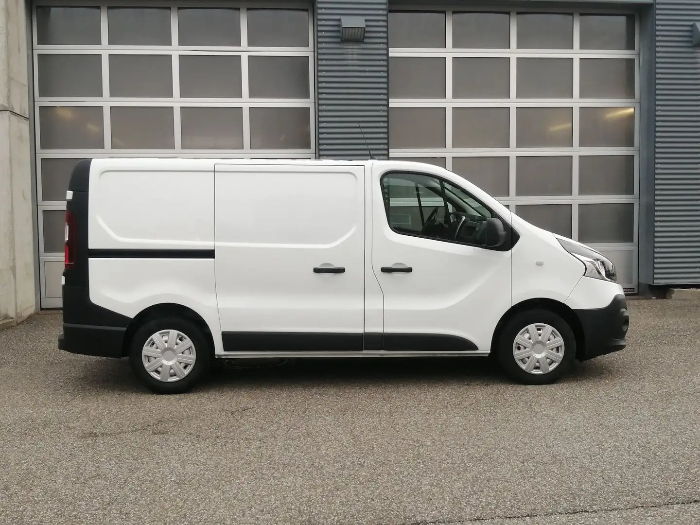 Renault Trafic 1.6 dCi Kasten L1 H1 Komfort Klima Weiß - 2