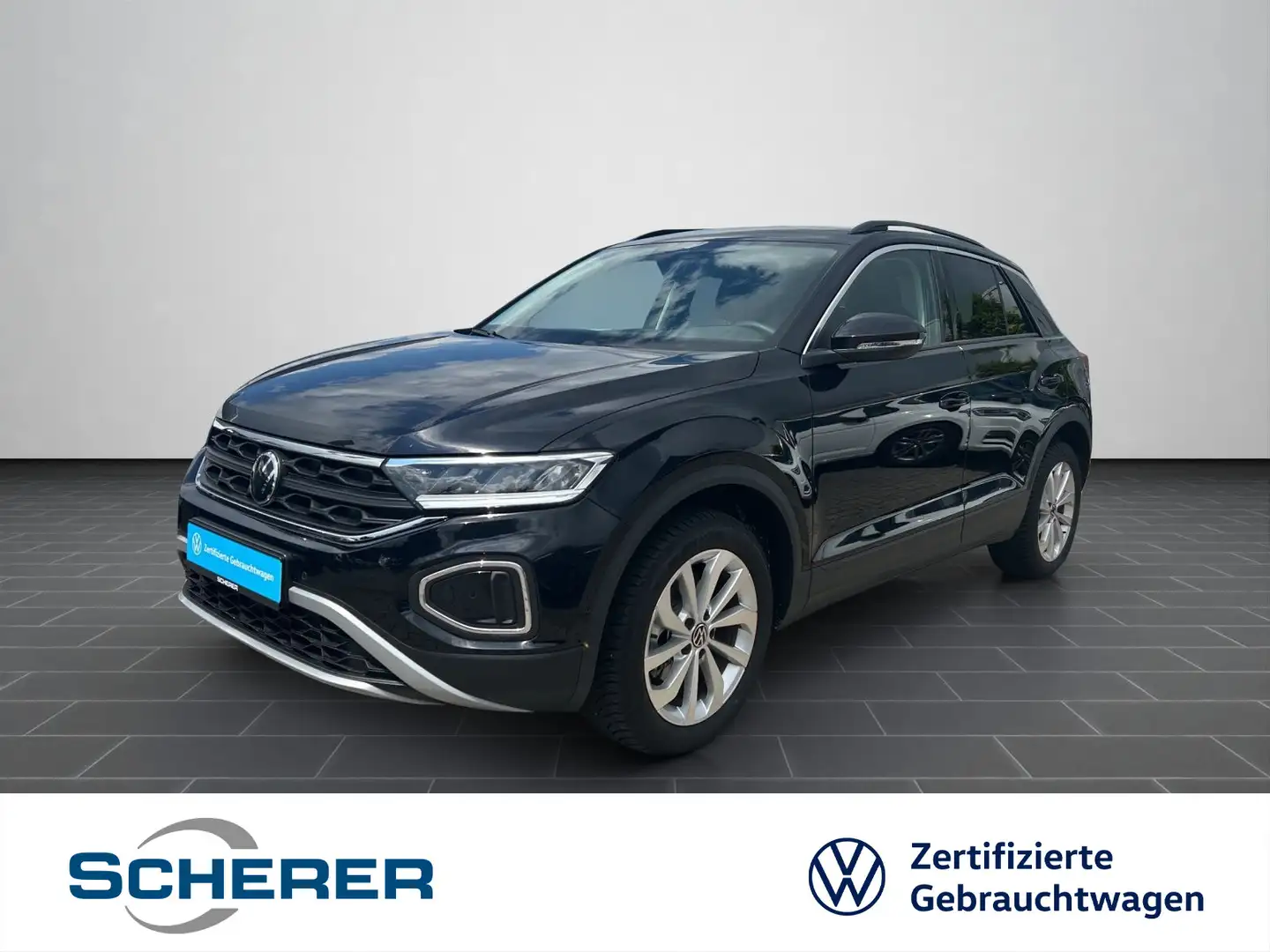 Volkswagen T-Roc Life 1.5 TSI DSG ACC LED NAVI PDC RFK SHZ Schwarz - 1