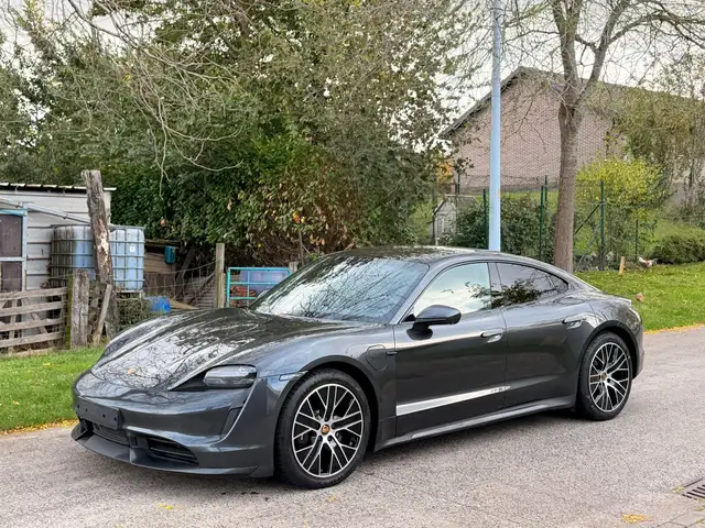 Porsche Taycan Taycan 93.4 kWh Taycan Turbo