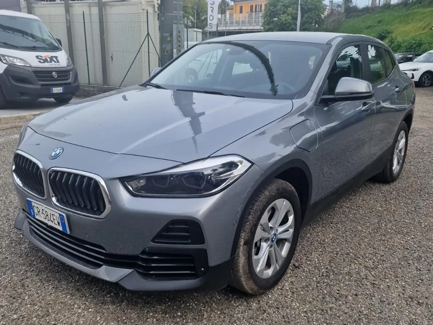 BMW X2 X2 F39 xdrive25e Business X auto Grigio - 1