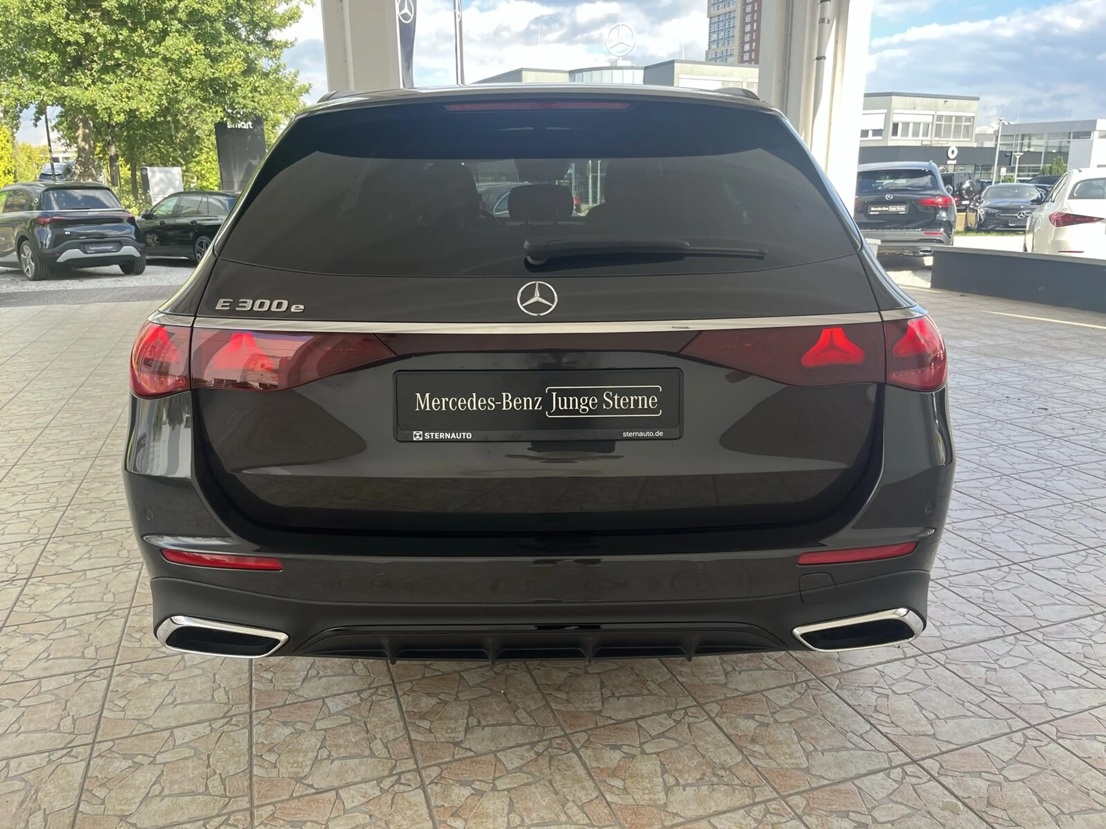 Mercedes-Benz E 300 E 300 e T AMG Line/Pano.-Dach/Distronic/Kamera BC — photo 6