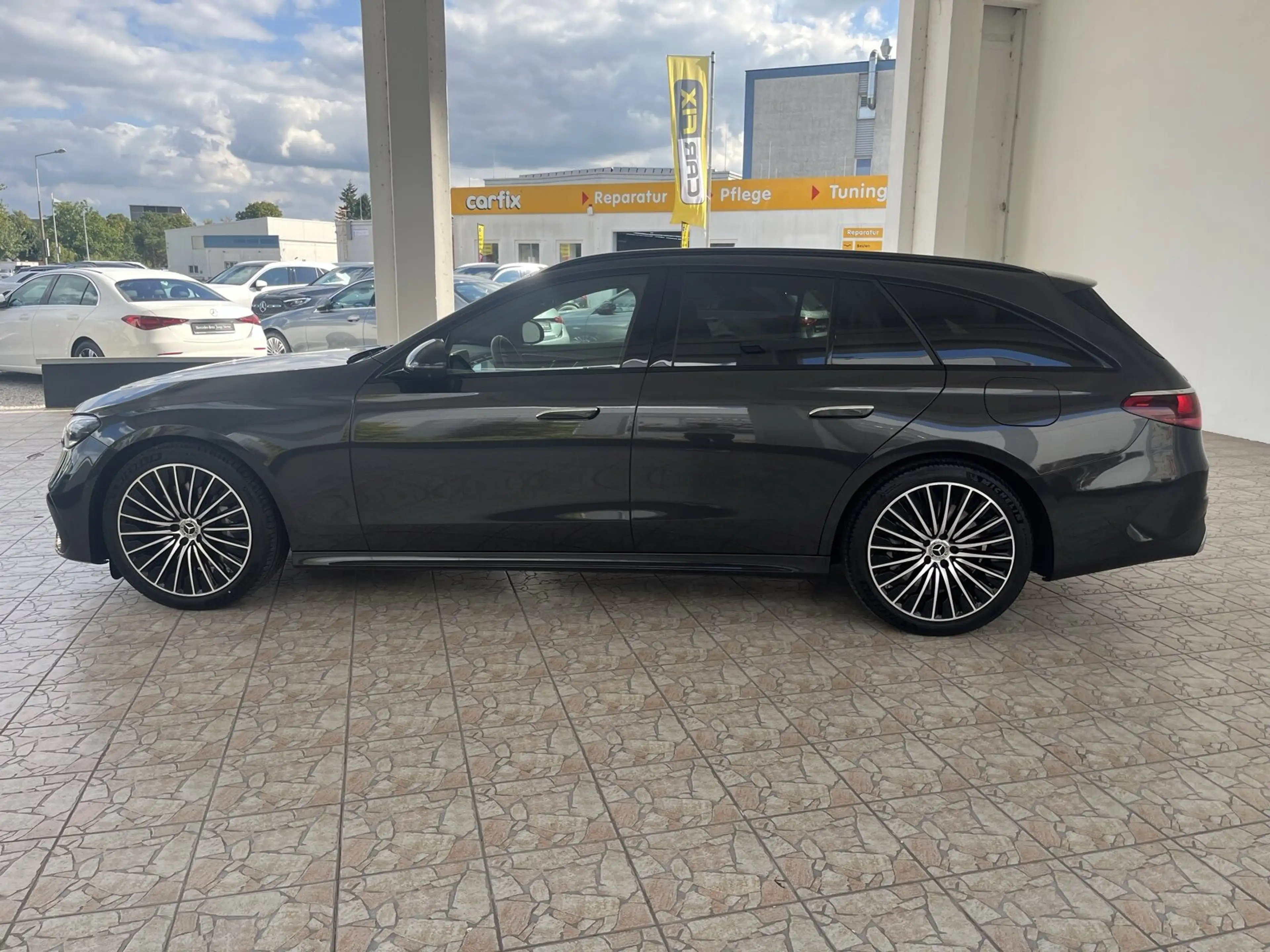 Mercedes-Benz E 300 E 300 e T AMG Line/Pano.-Dach/Distronic/Kamera BC — photo 8