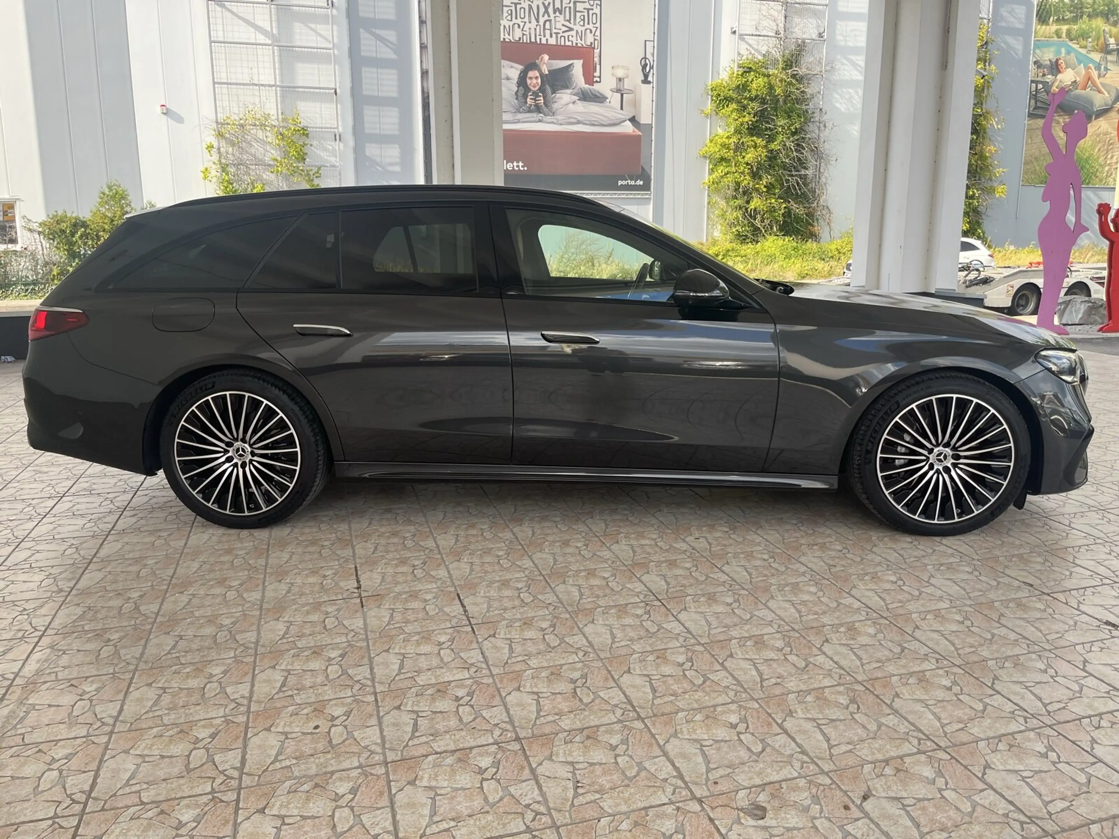 Mercedes-Benz E 300 E 300 e T AMG Line/Pano.-Dach/Distronic/Kamera BC — photo 4