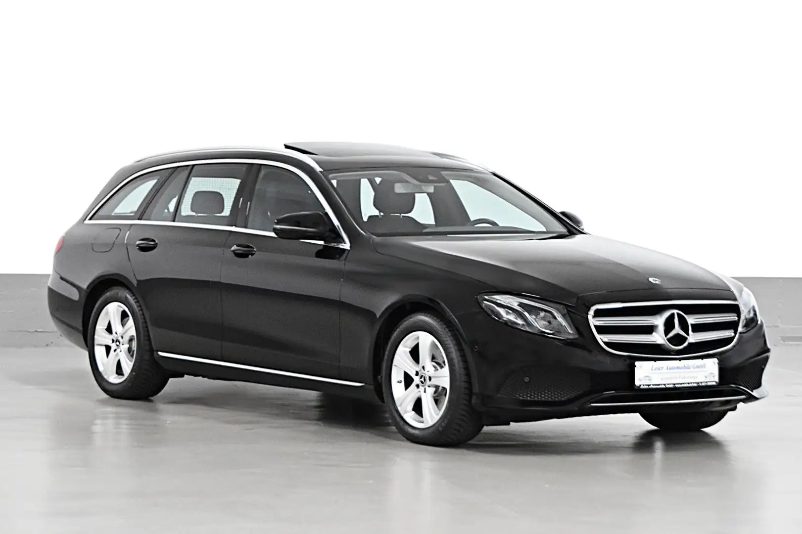 Mercedes-Benz E 200 T CGI 4-MATIC 9G-TRONIC AVANTGARDE Noir - 1