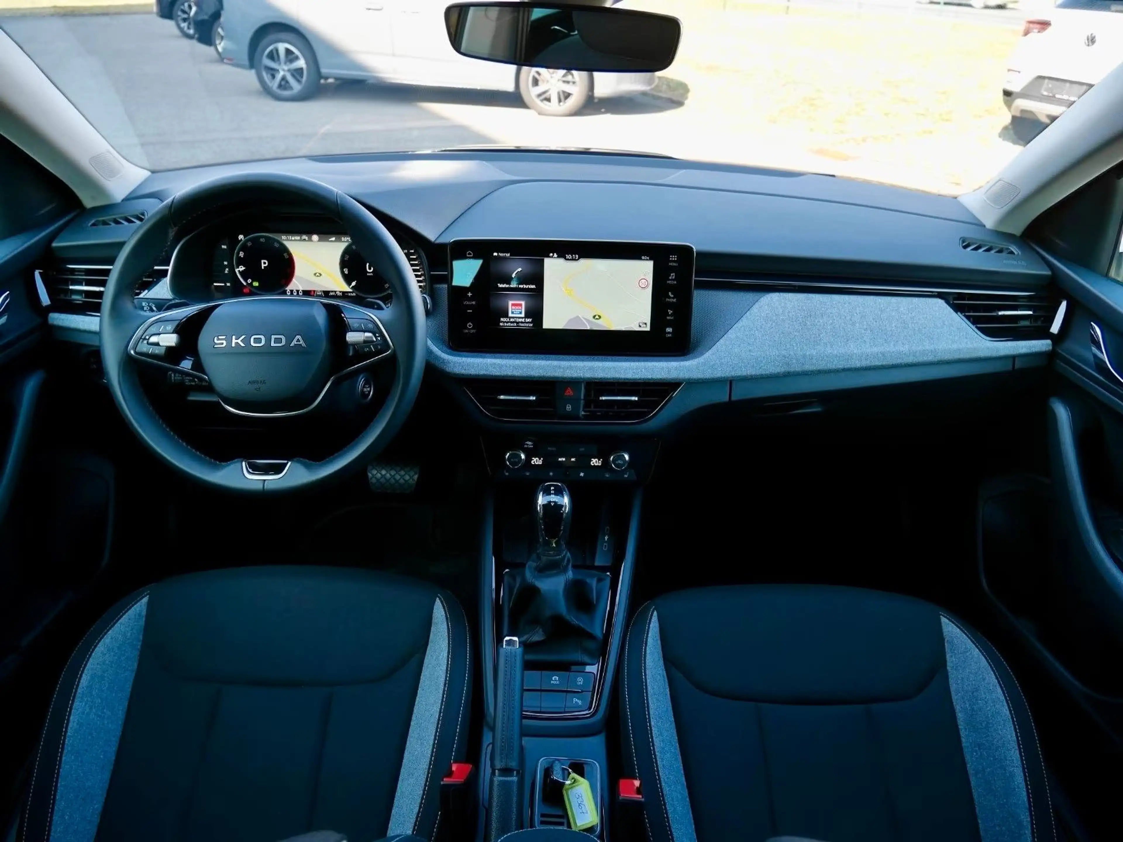 Skoda Scala 1.0 TSI DSG "Selection"+Matrix+Kamera+App — photo 19