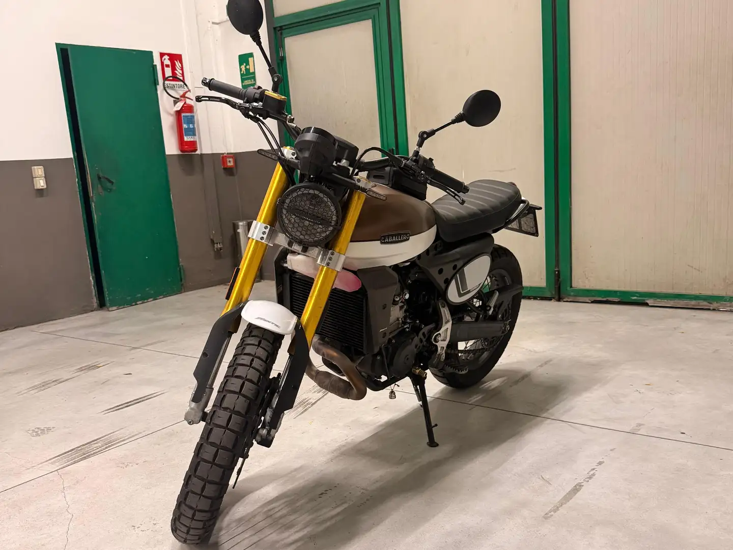 Fantic Caballero 500 Scrambler Negru - 2
