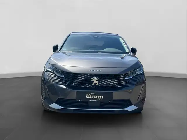 Peugeot 3008 view 6