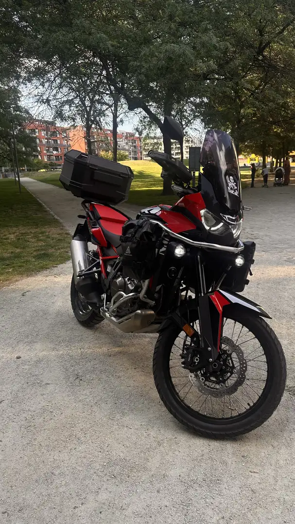 Honda CRF 1100 lire la description - 1