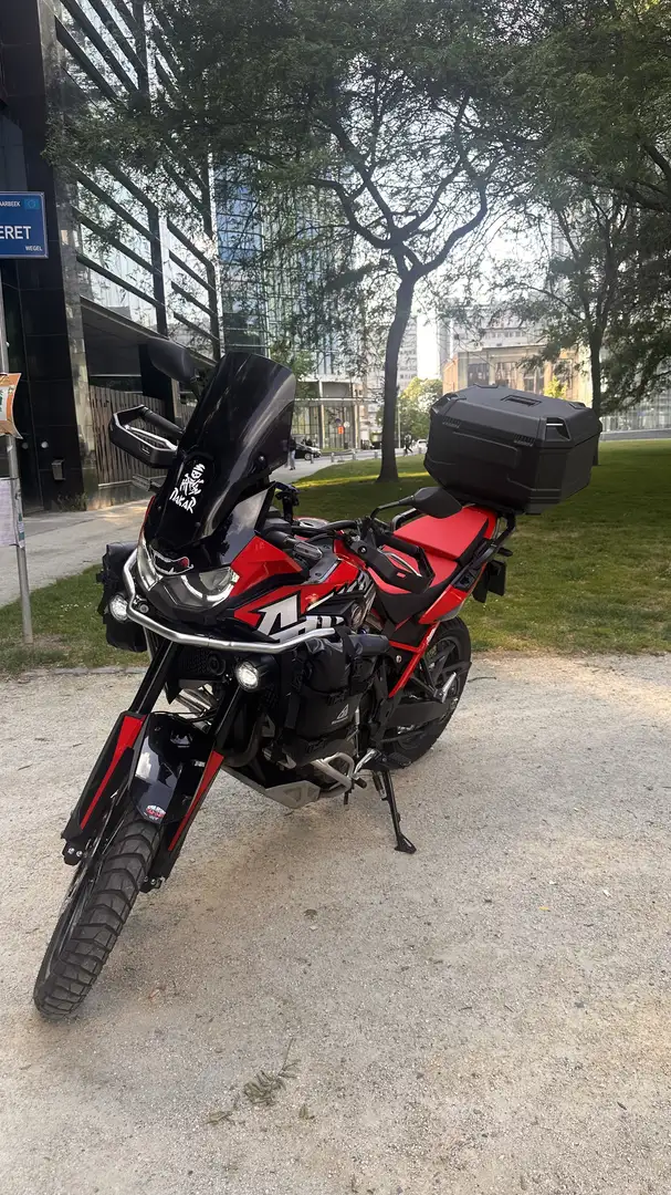 Honda CRF 1100 lire la description - 2