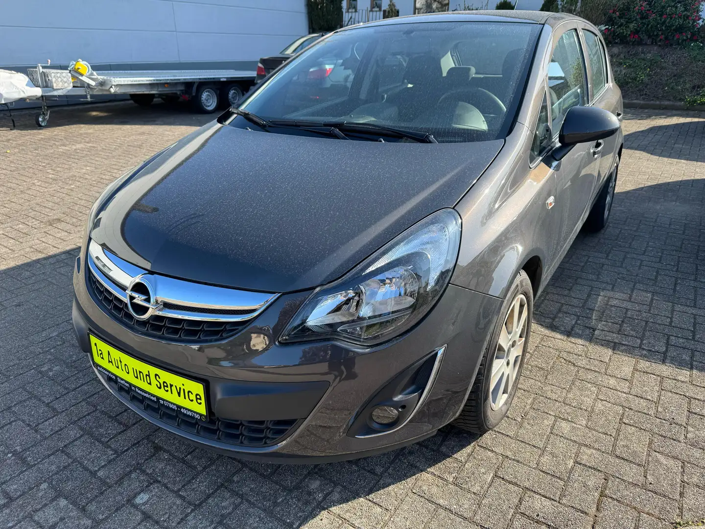Opel Corsa Edition aus erster Hand  Klima El. Fenster usw. Grau - 1