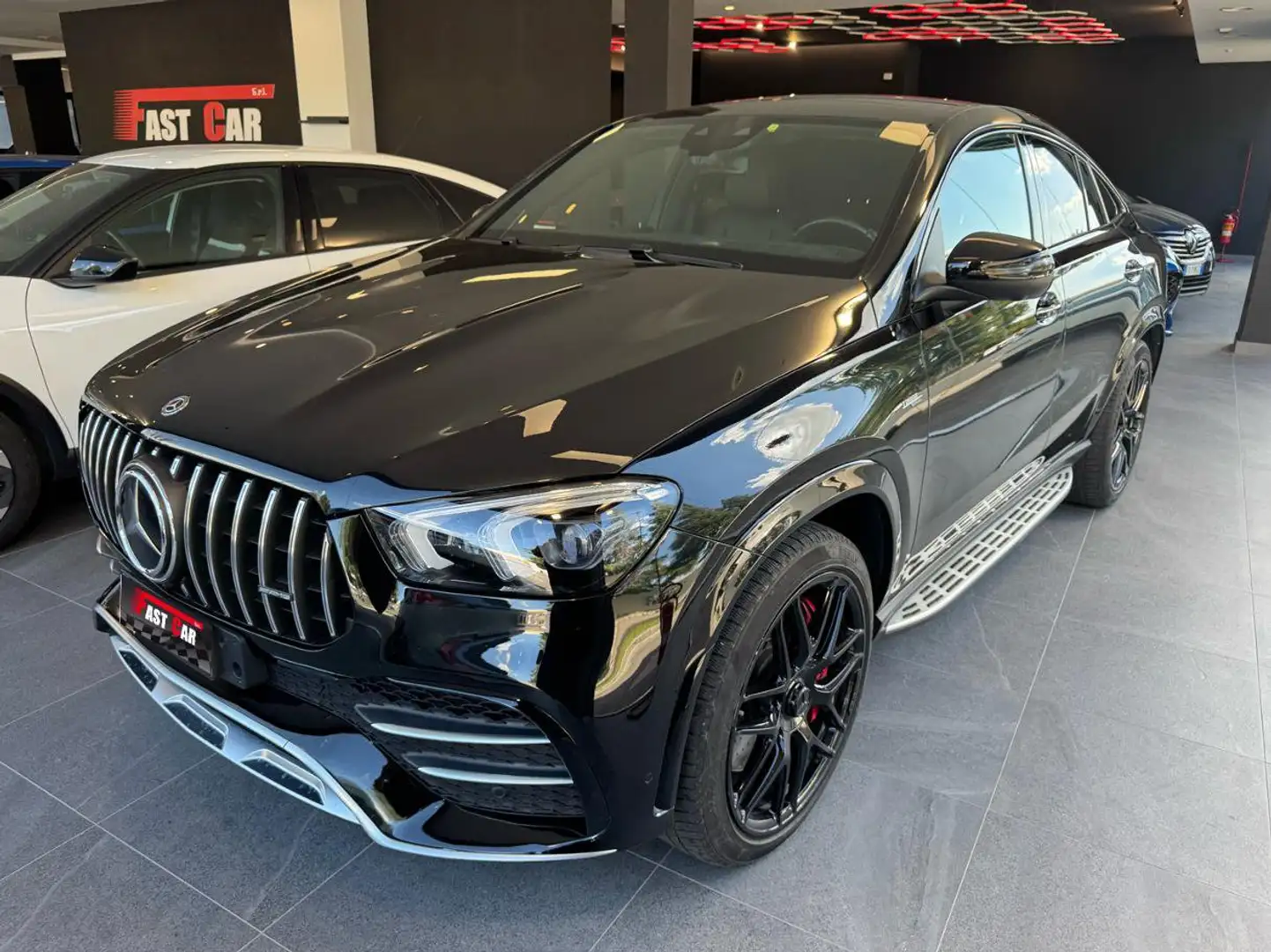 Mercedes-Benz GLE 53 AMG GLE 53 AMG 4Matic+ EQ-Boost Coupé Premium Plus Zwart - 1