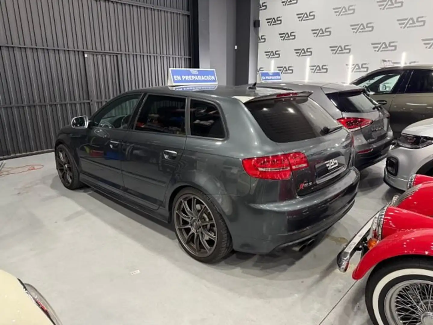 Audi RS3 Sportback 2.5 TFSI quattro S-Tronic Gris - 2