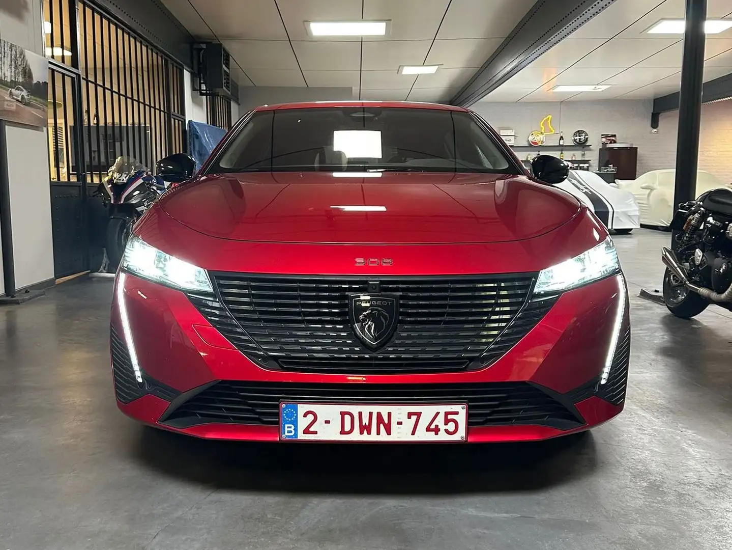 Peugeot 308 308 1.2 PureTech Allure Pack S Rood - 2