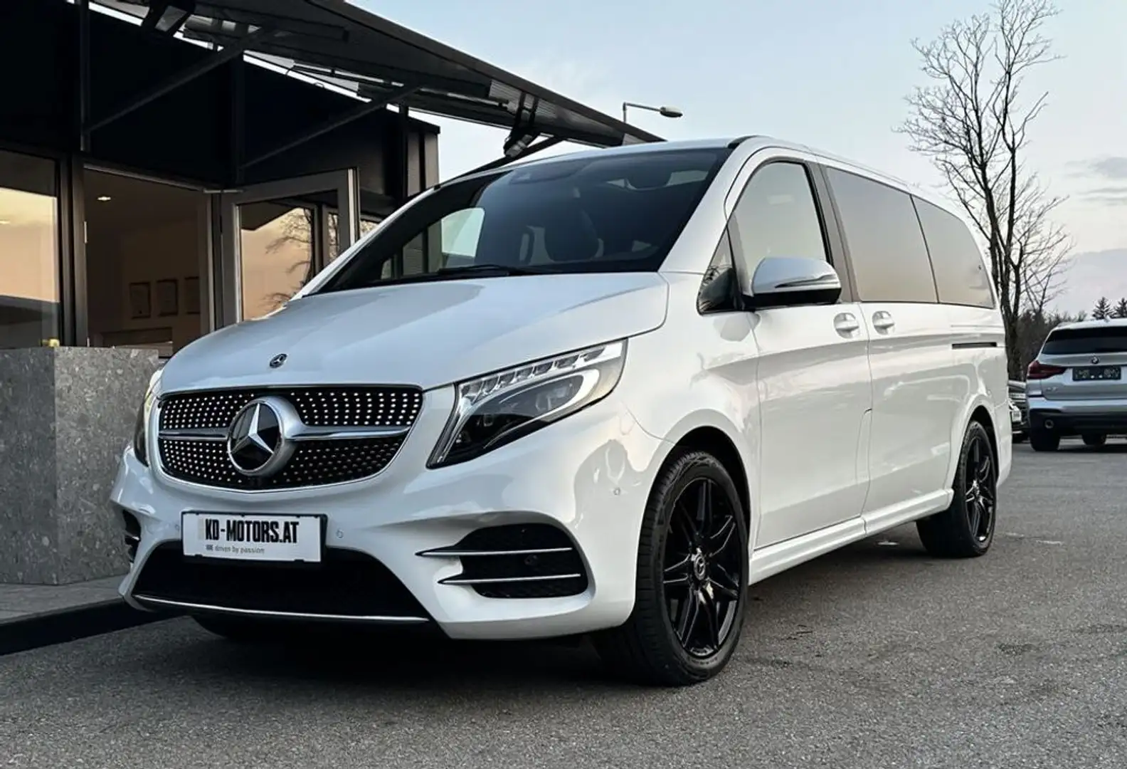 Mercedes-Benz Sonstige d 4MATIC lang *AMG-Line*Vollausstattung* Weiß - 1