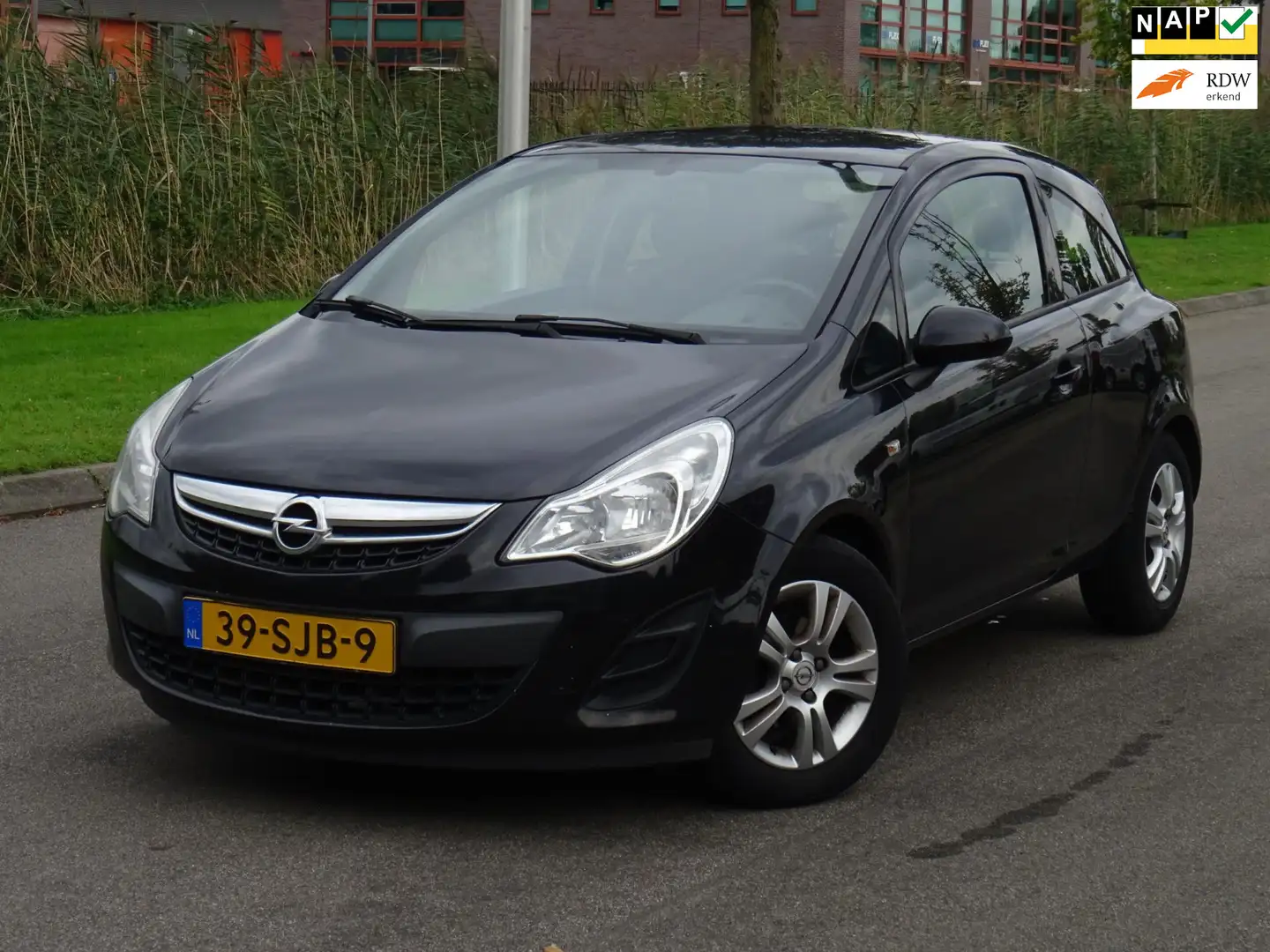 Opel Corsa 1.2 EcoFlex Selection LPG-G3 NAP/AIRCO/NW APK Noir - 1