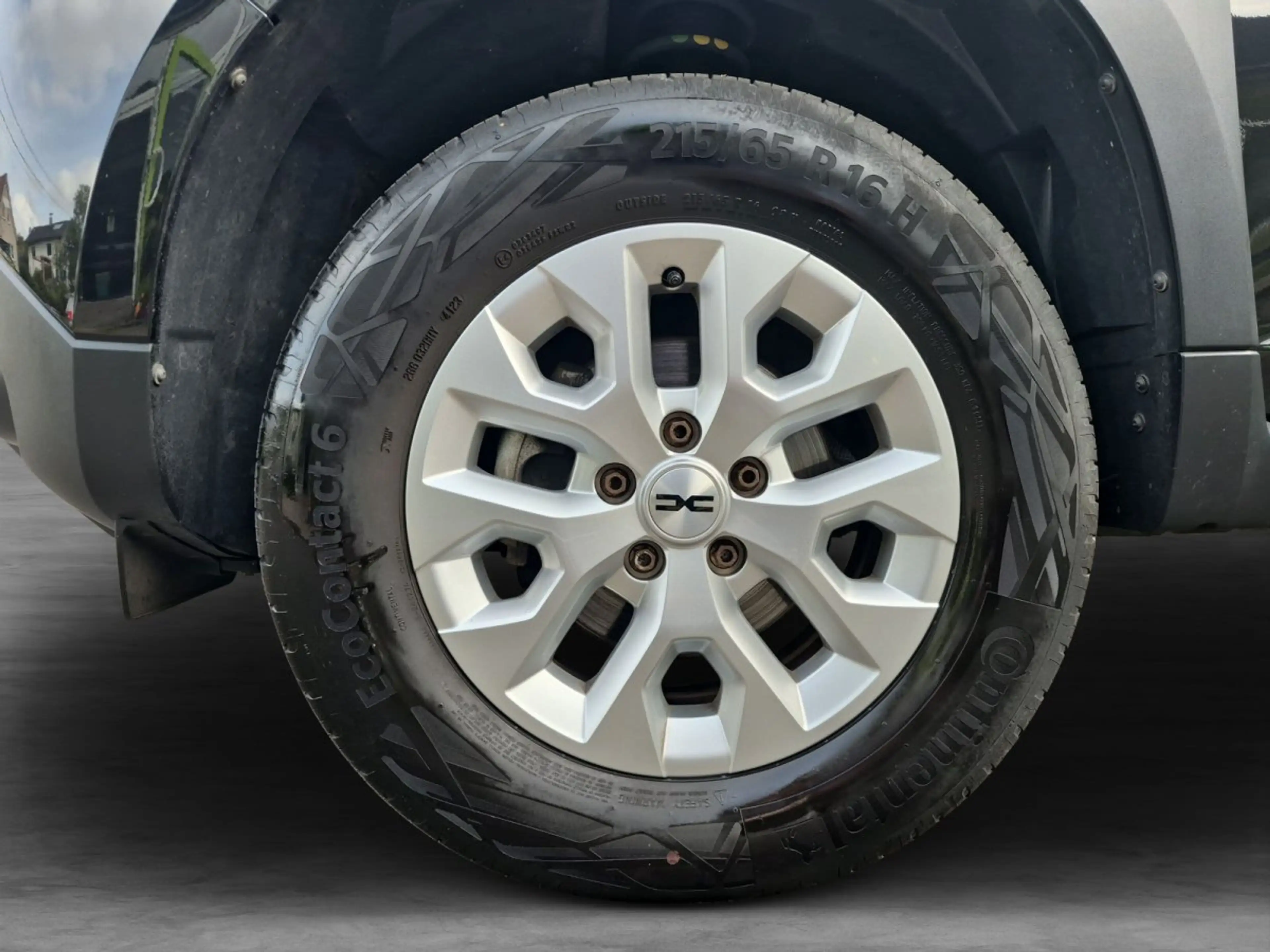 Dacia Duster TCe 130  Expression, WKR/Navi/Kamera — photo 10