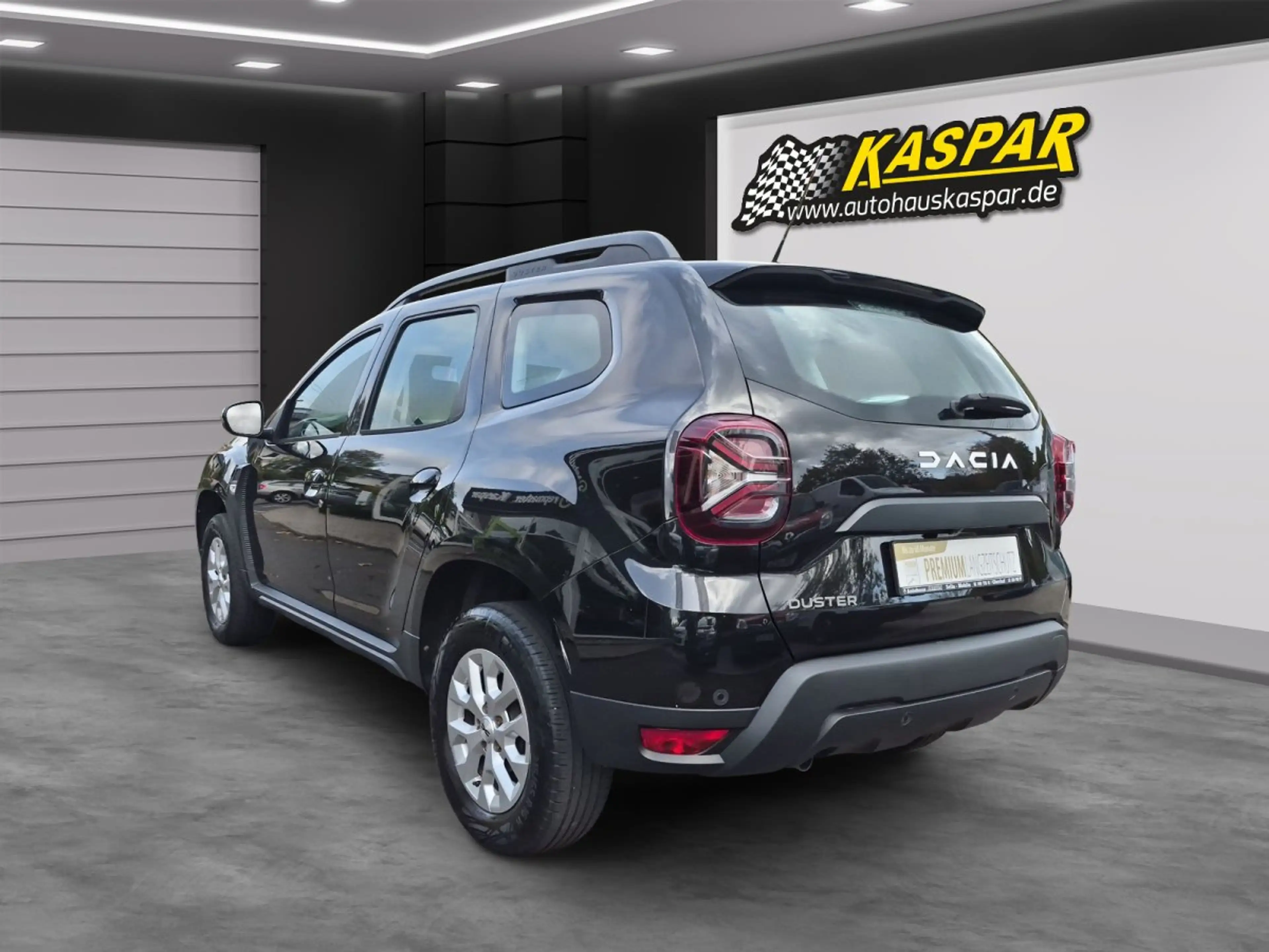 Dacia Duster TCe 130  Expression, WKR/Navi/Kamera — photo 8