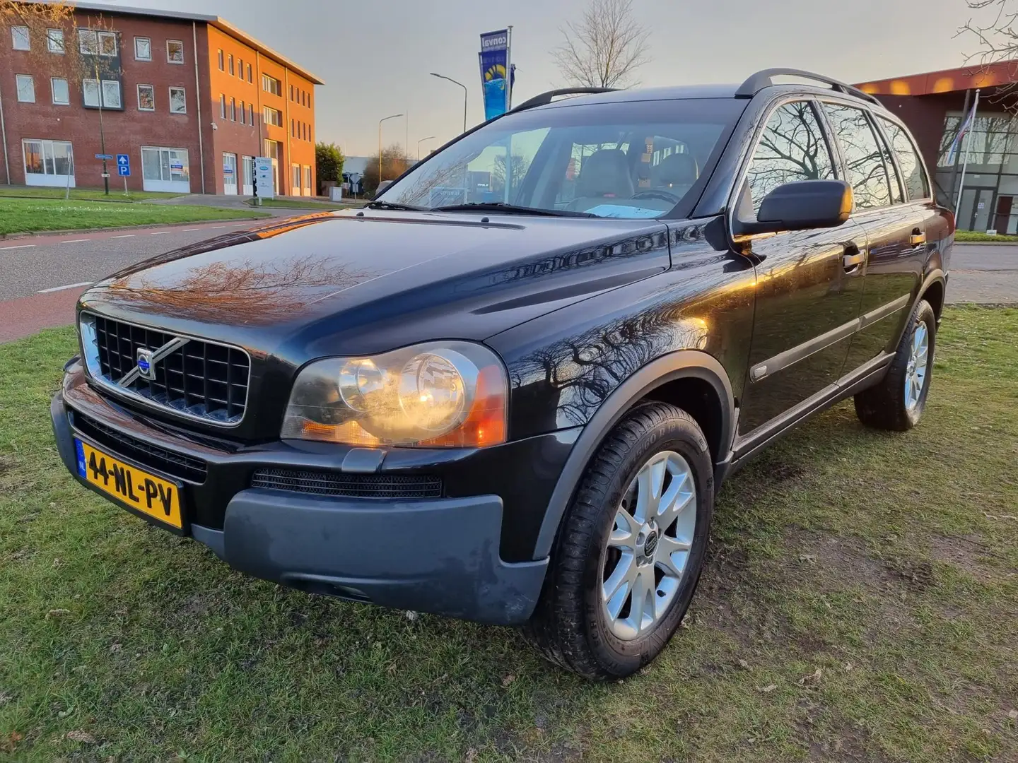 Volvo XC90 2.9 T6 Exclusive AUT LEER YOUNGTIMER Fekete - 2