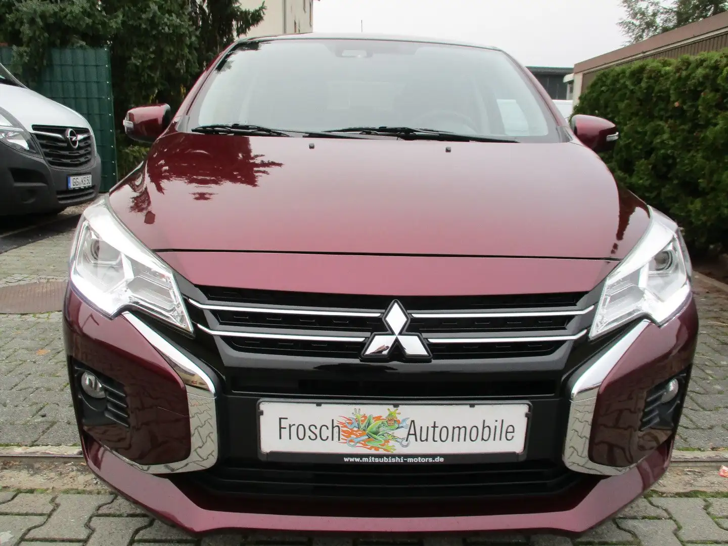 Mitsubishi Space Star Top*A/T*Teilleder*wenig KM Rot - 1