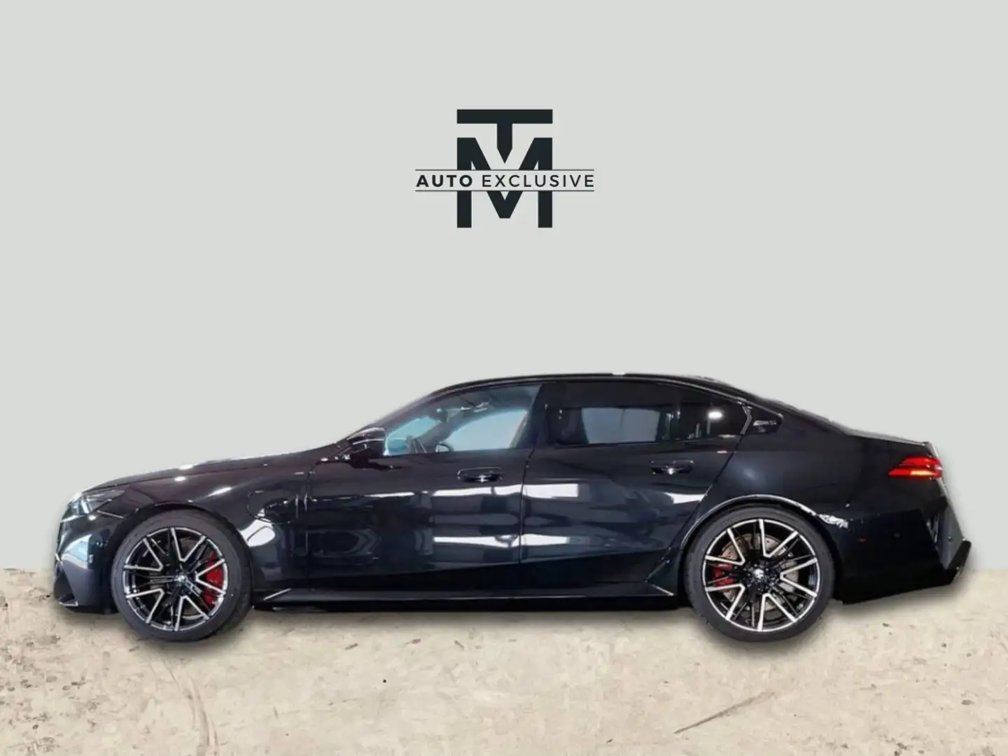 BMW M5 G90 PHEV 727 ch BVA8 Negro - 2