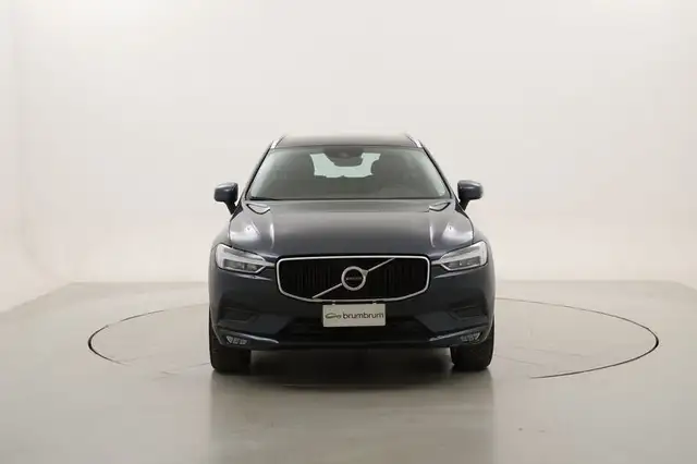 Volvo XC60 view 8