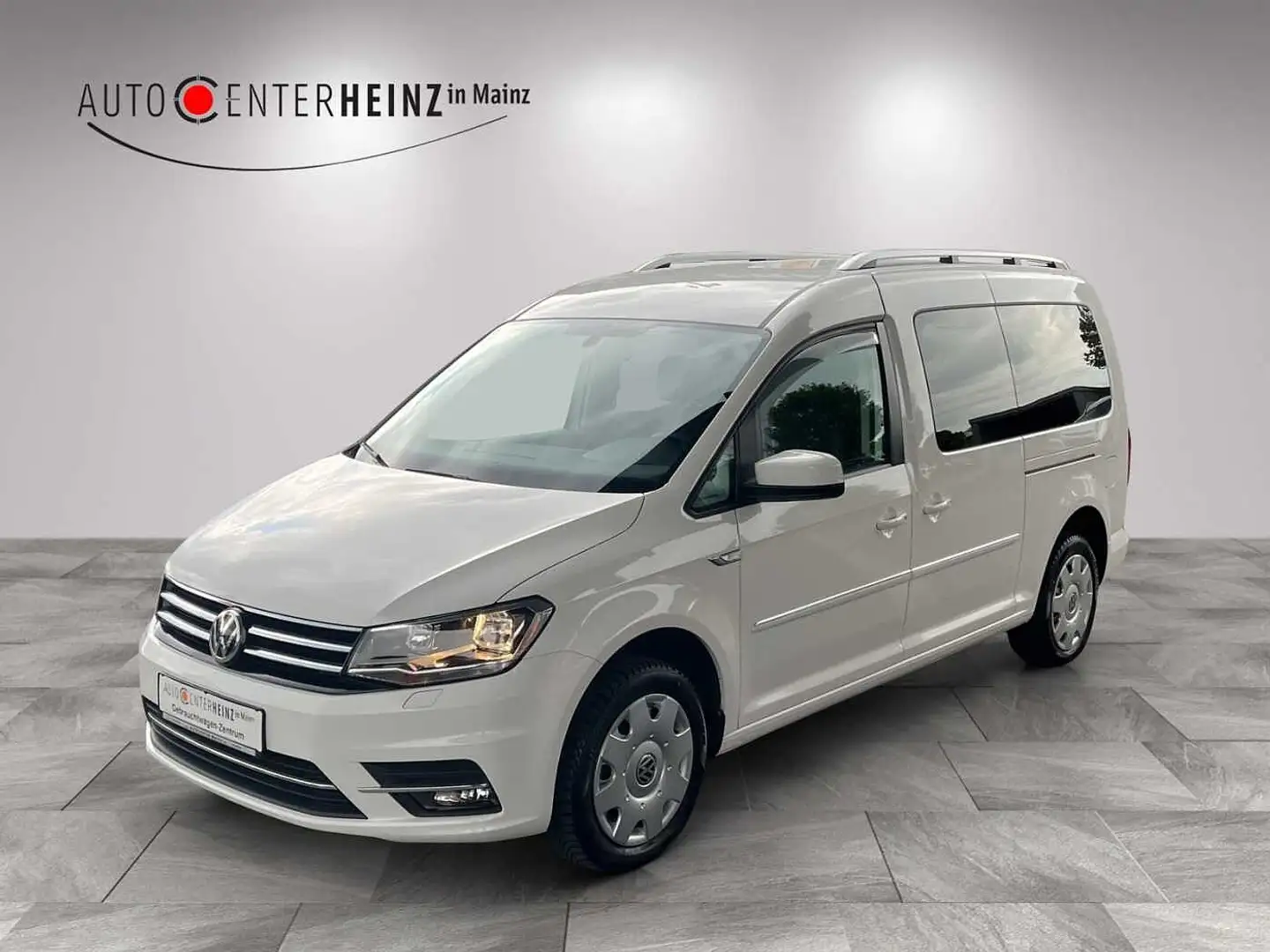 Volkswagen Caddy Maxi Highline BMT Biały - 1