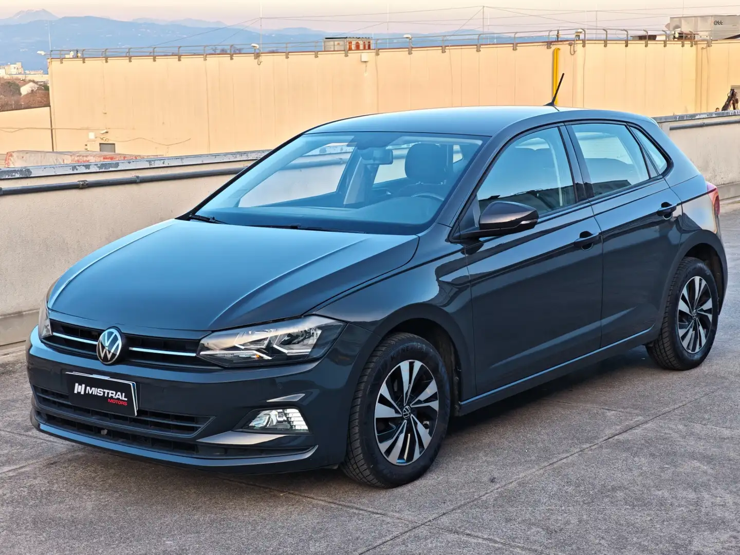 Volkswagen Polo Polo 1.0 TGI 5p. Highline BlueMotion Technology Grau - 1